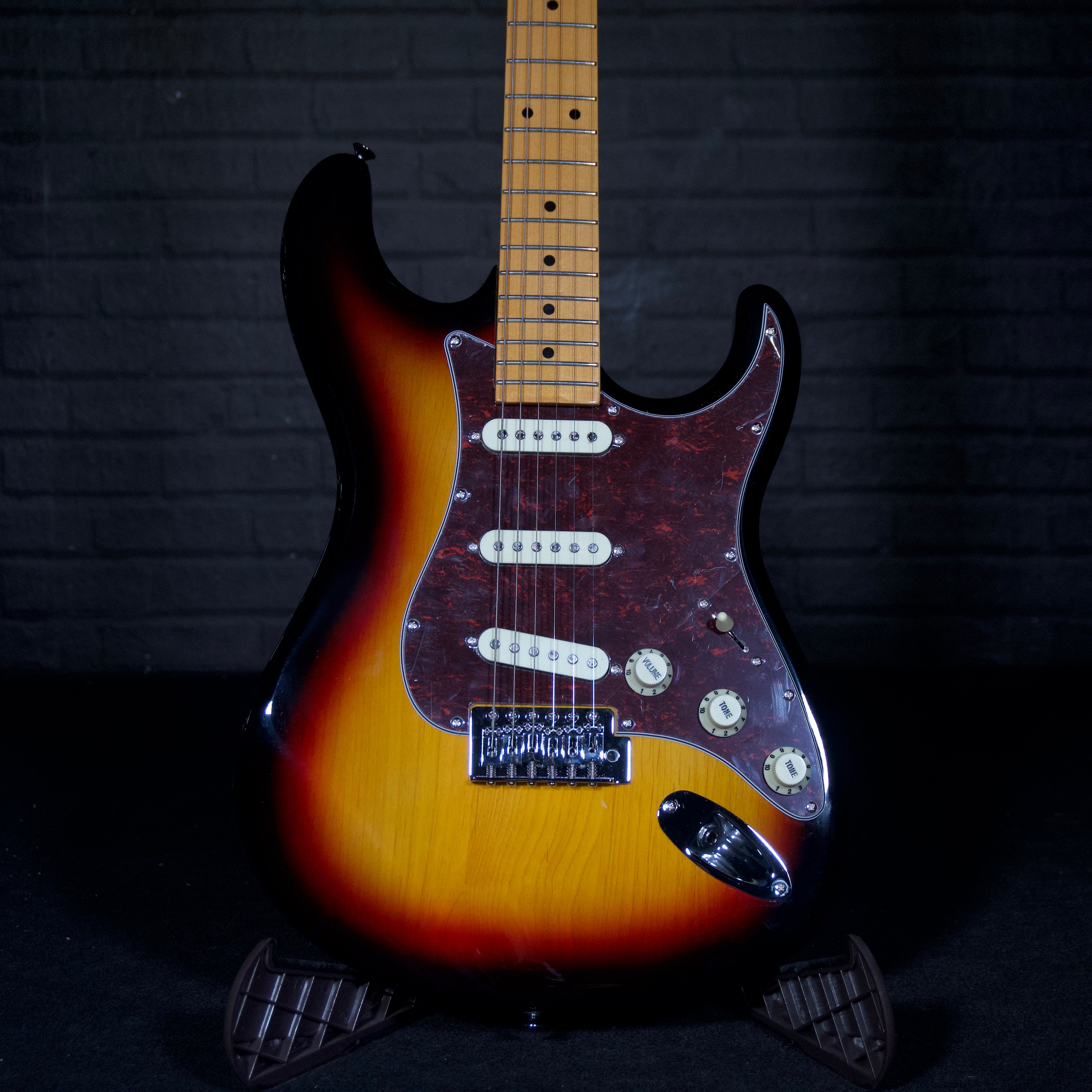 Tagima TG-530 Electric Guitar