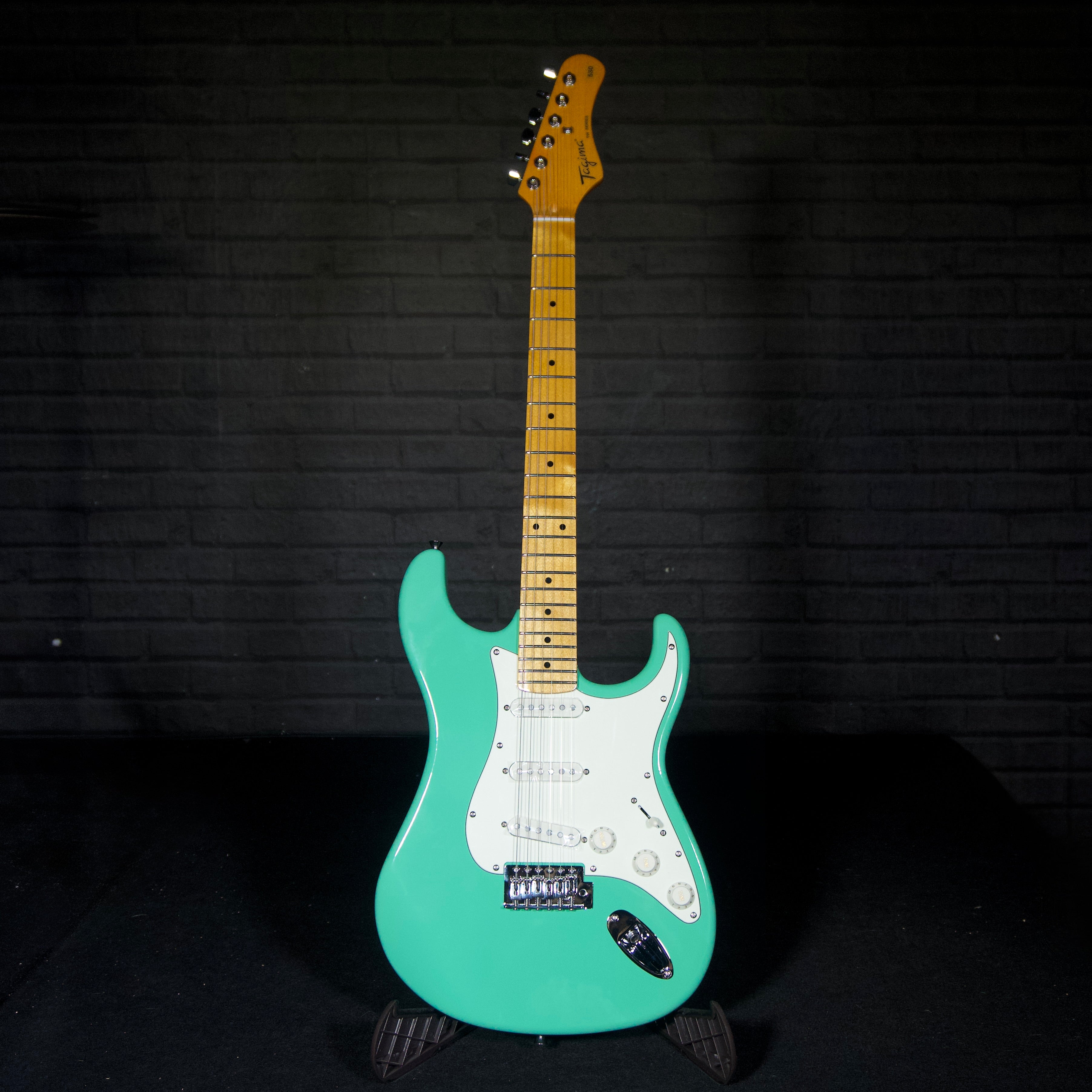 Tagima TG-530 Electric Guitar