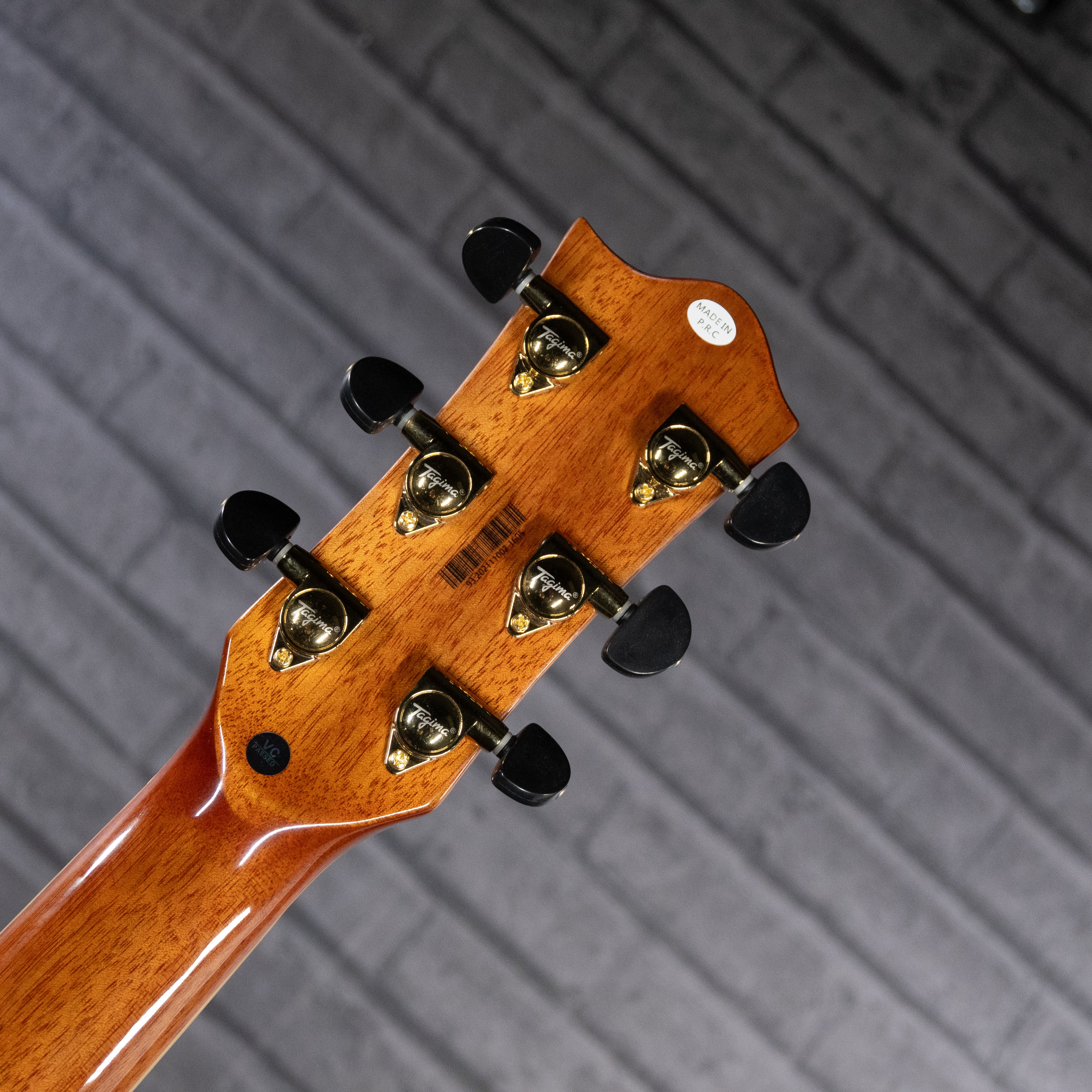 Tagima Canada Series Fernie EQ Small Body Acoustic Guitar (Cherryburst)