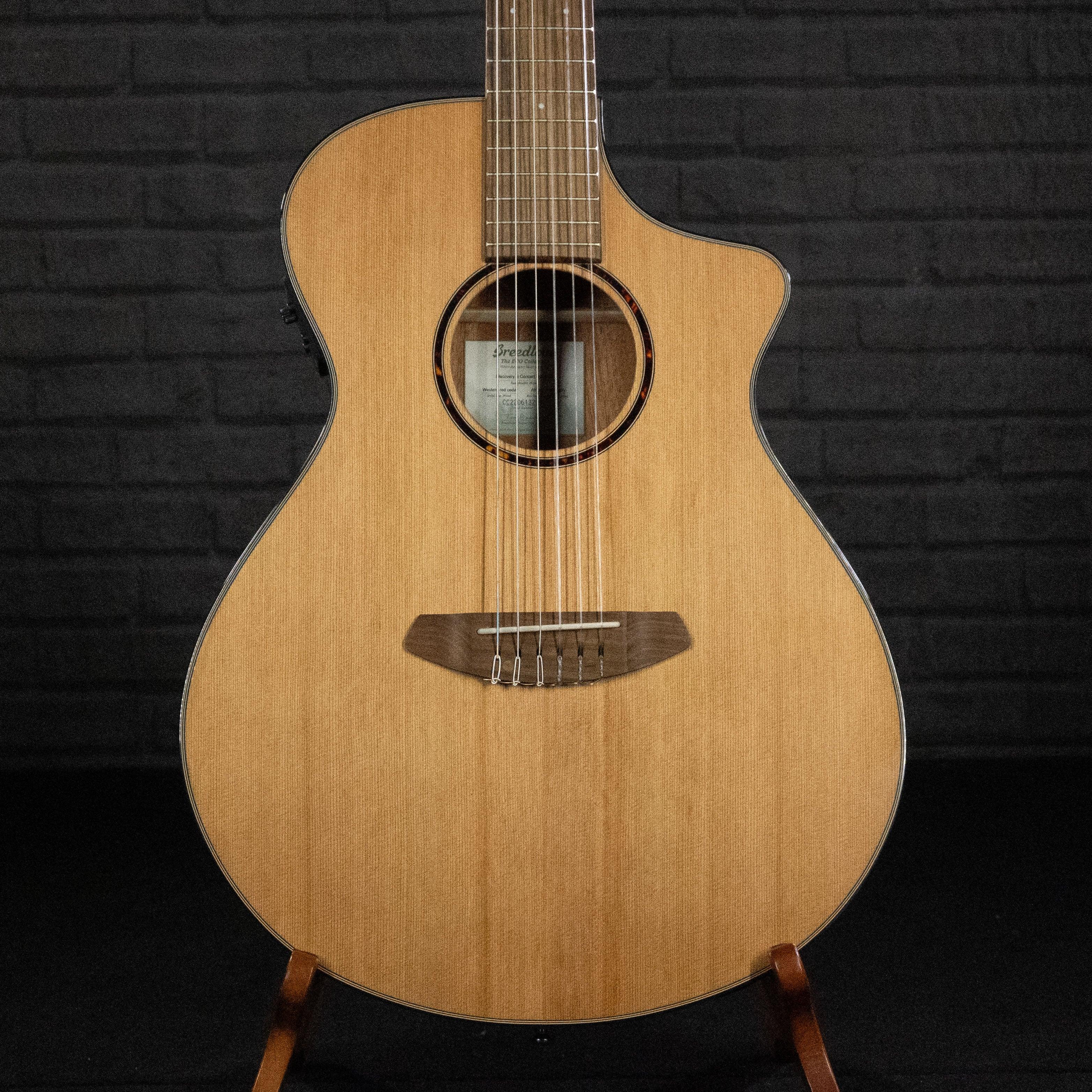 Breedlove Discovery S Concert Nylon CE (Red Cedar-African Mahogany) - Impulse Music Co.