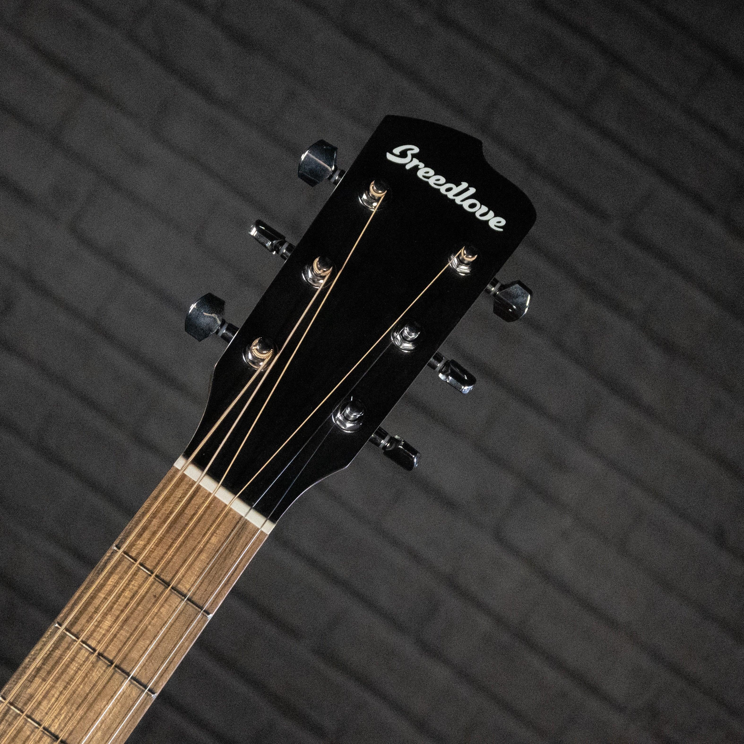 Breedlove Discovery S Concerto Edgeburst CE (European-African Mahogany) - Impulse Music Co.