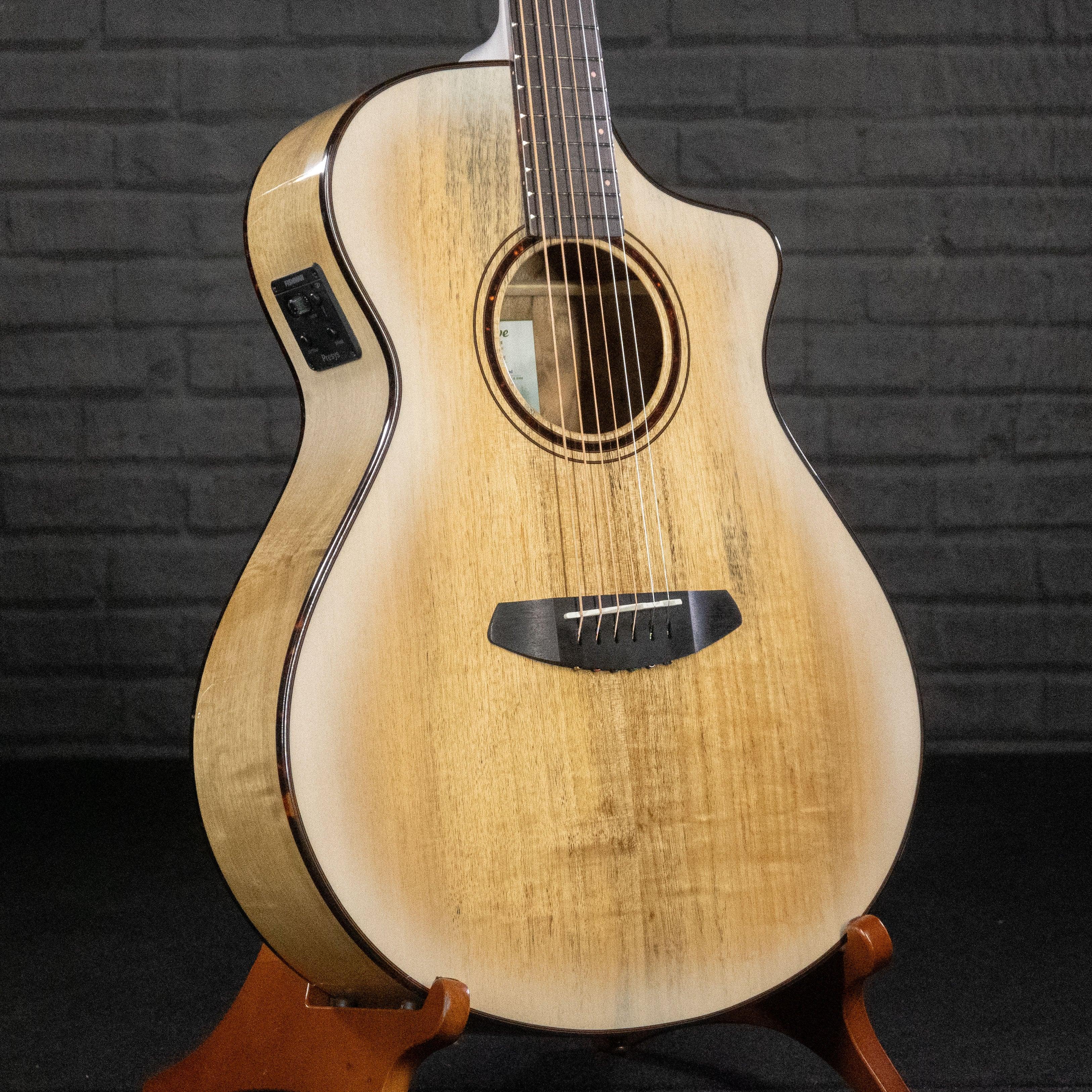 Breedlove Exotic S Concert White Sand CE (Myrtlewood-Myrtlewood) - Impulse Music Co.