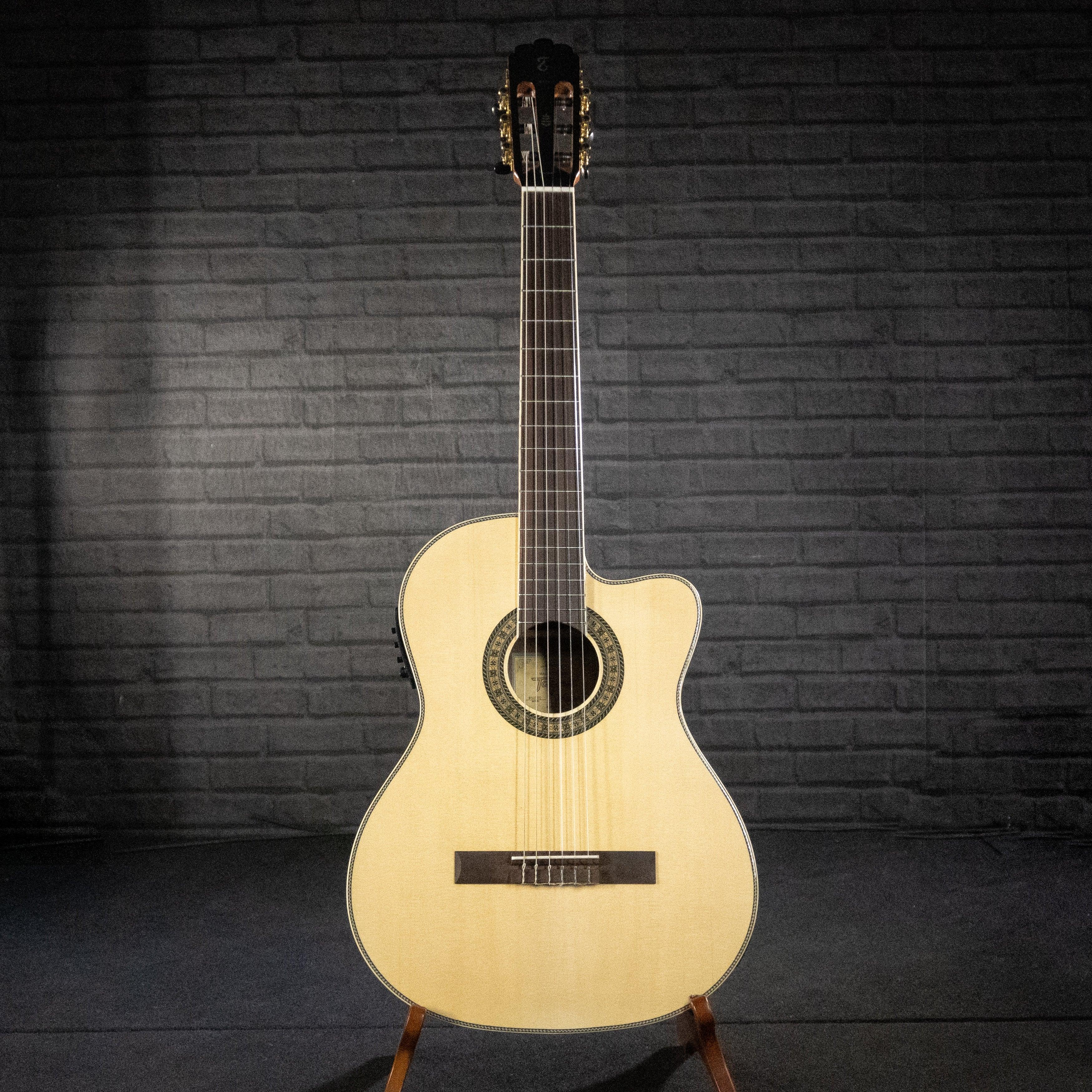 Tagima WS-10 EQ Classical Nylon Guitar (Natural) - Impulse Music Co.