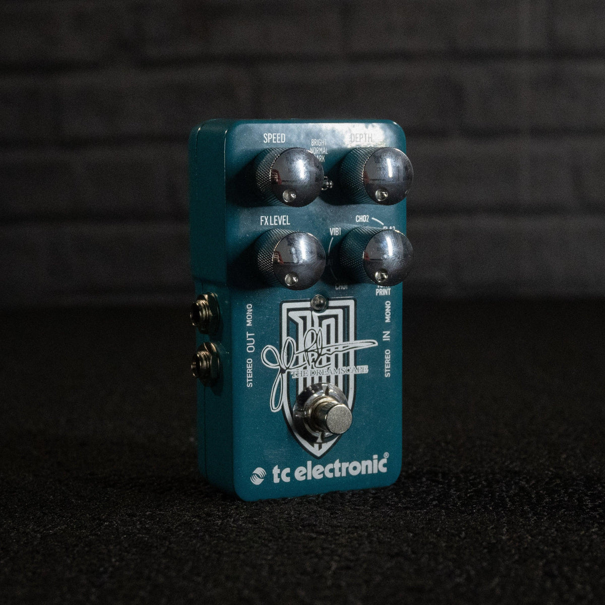 dreamscape pedal TC Electronic The Multi-Effects USED Farbe:Mint DMR Vault - MTB Teile Straight From the Gospel
