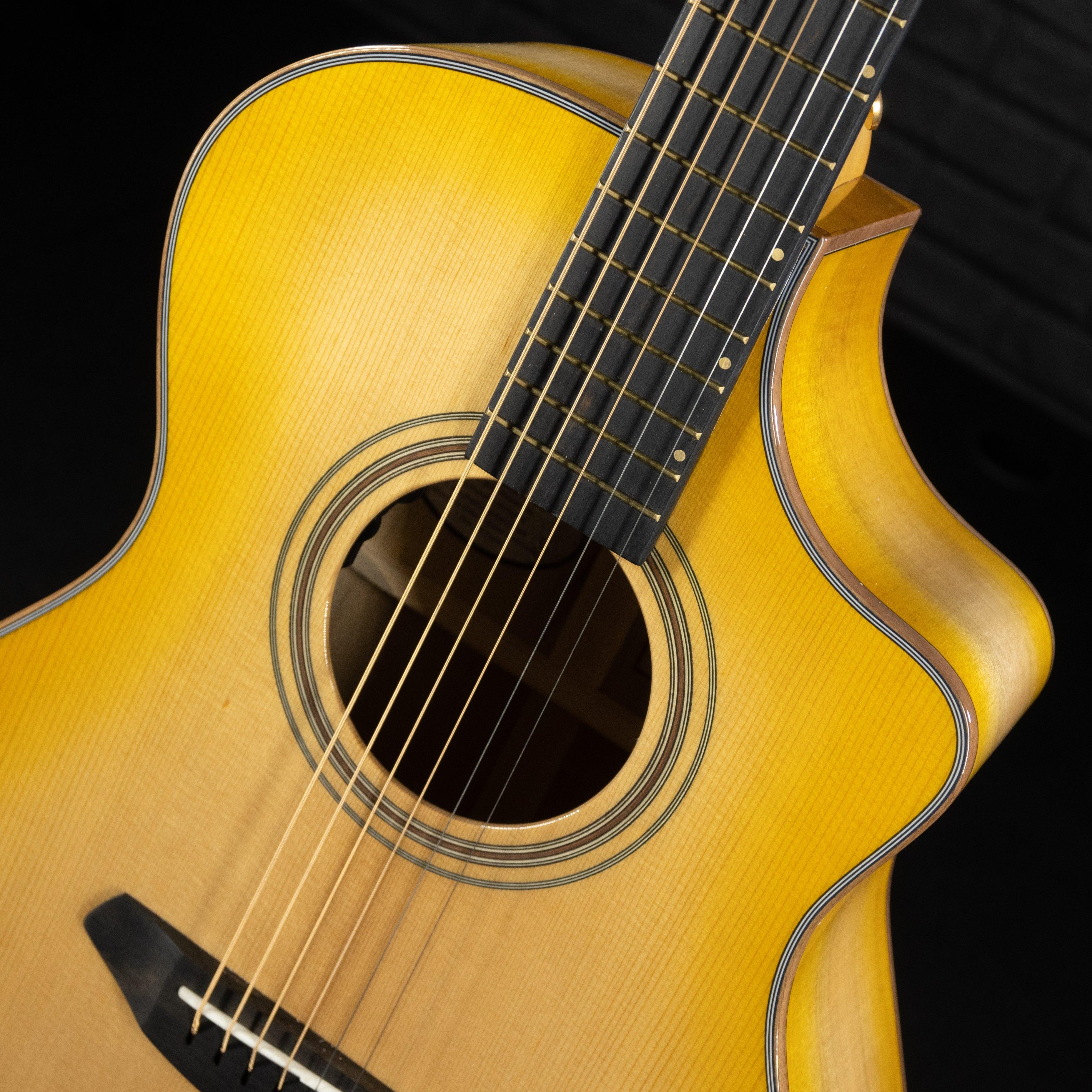 Breedlove Artista Concert Natural Shadow CE - Impulse Music Co.