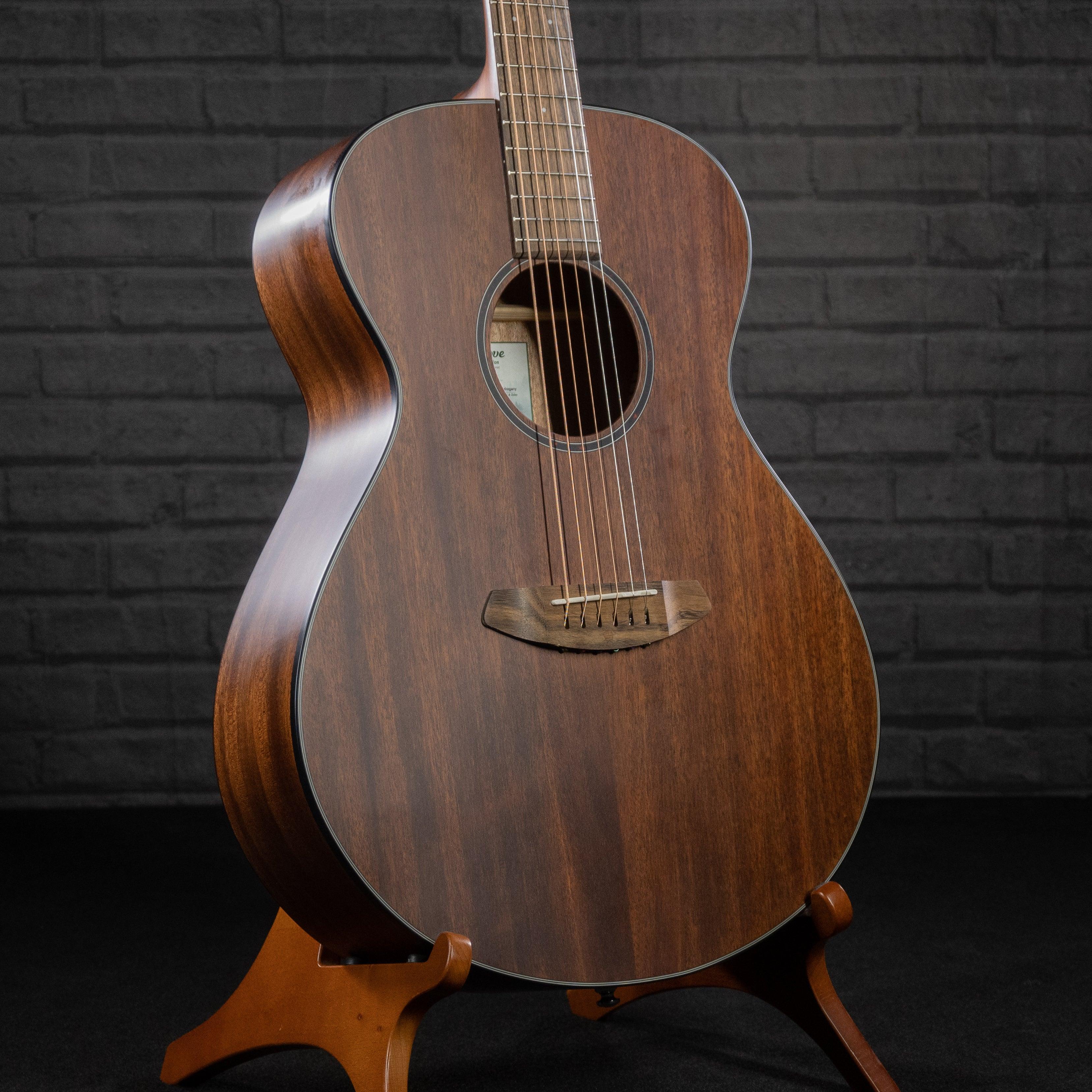 Breedlove Discovery S Concert African Mahogany - Impulse Music Co.