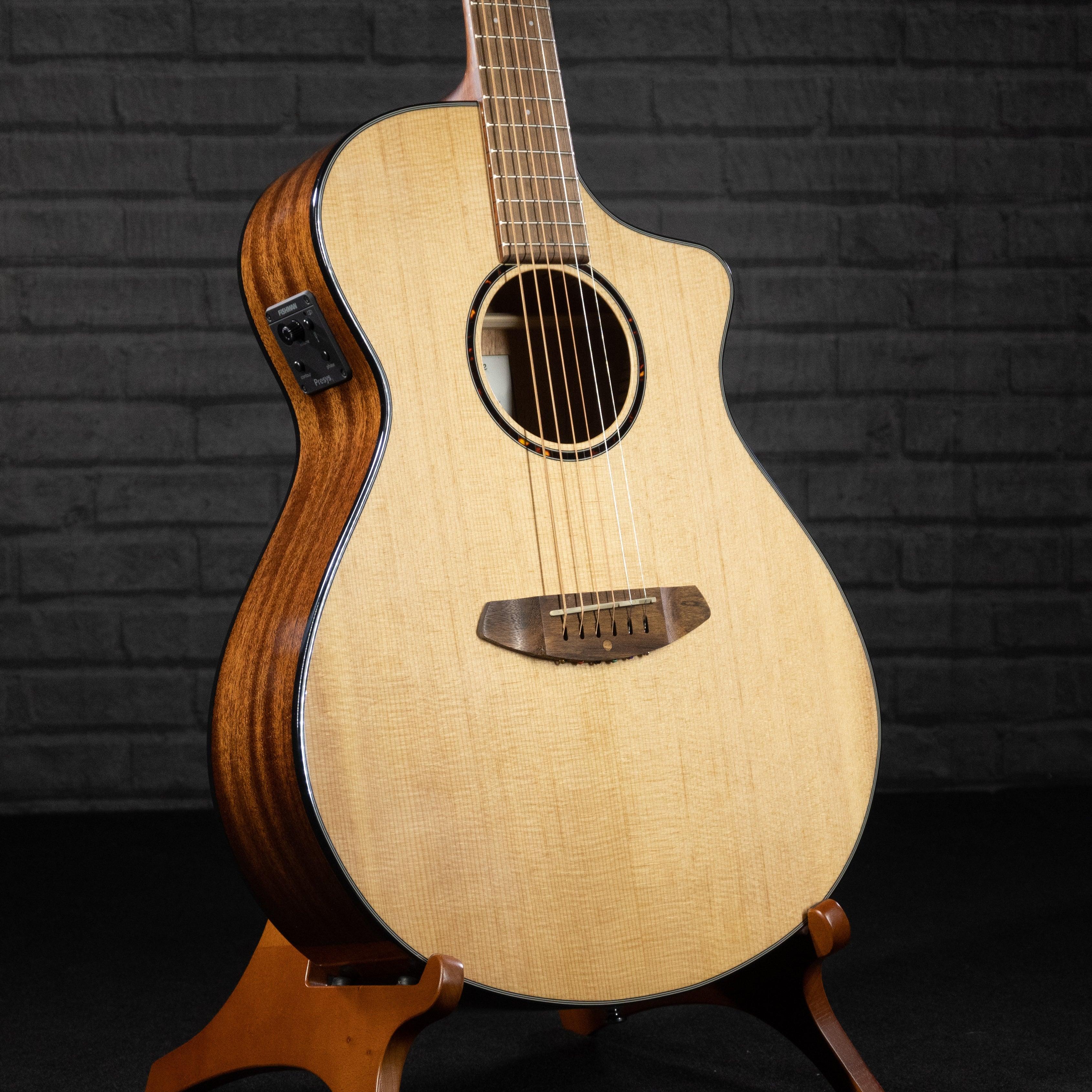 Breedlove Discovery S Concert B-STOCK - Impulse Music Co.