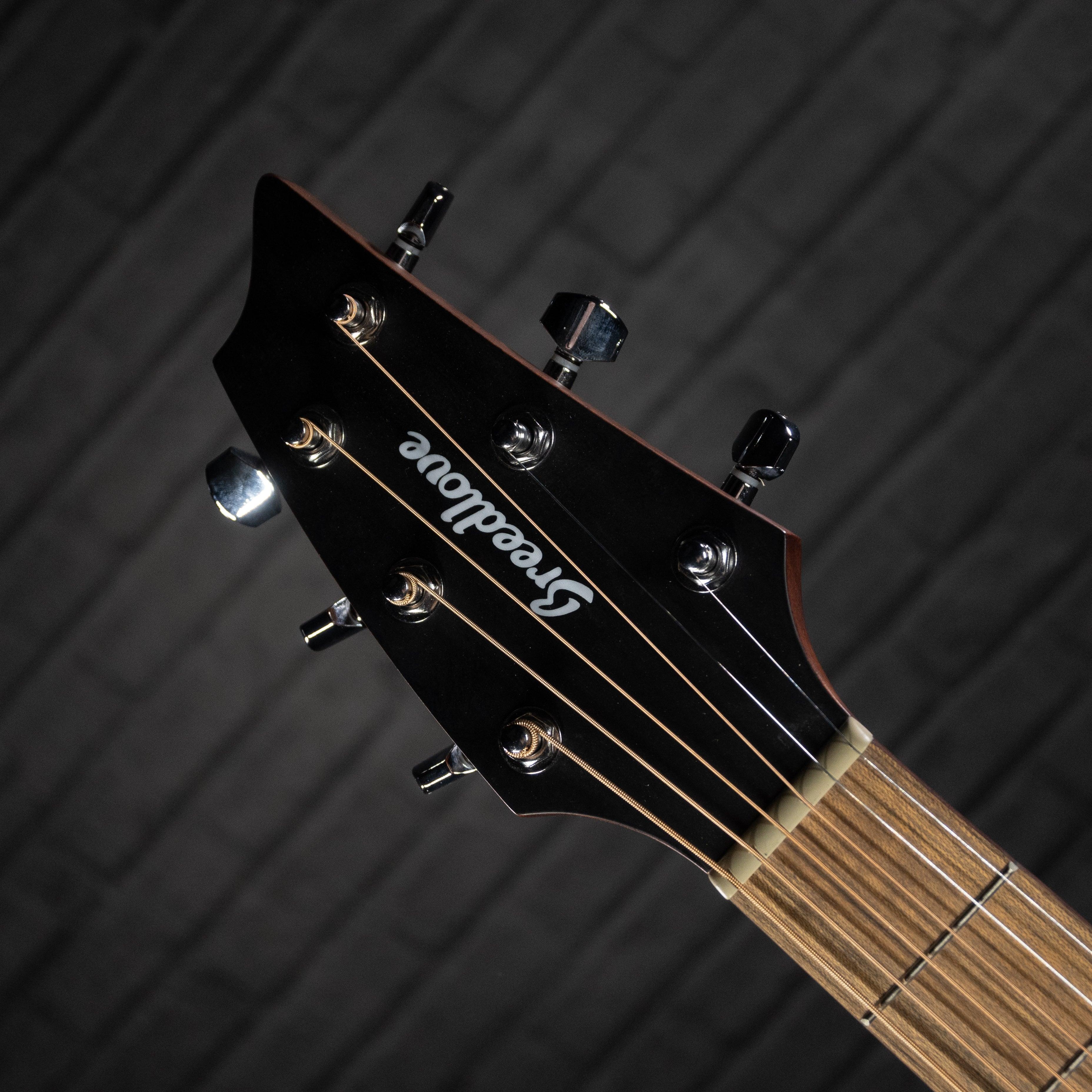 Breedlove Discovery S Concert B-STOCK - Impulse Music Co.