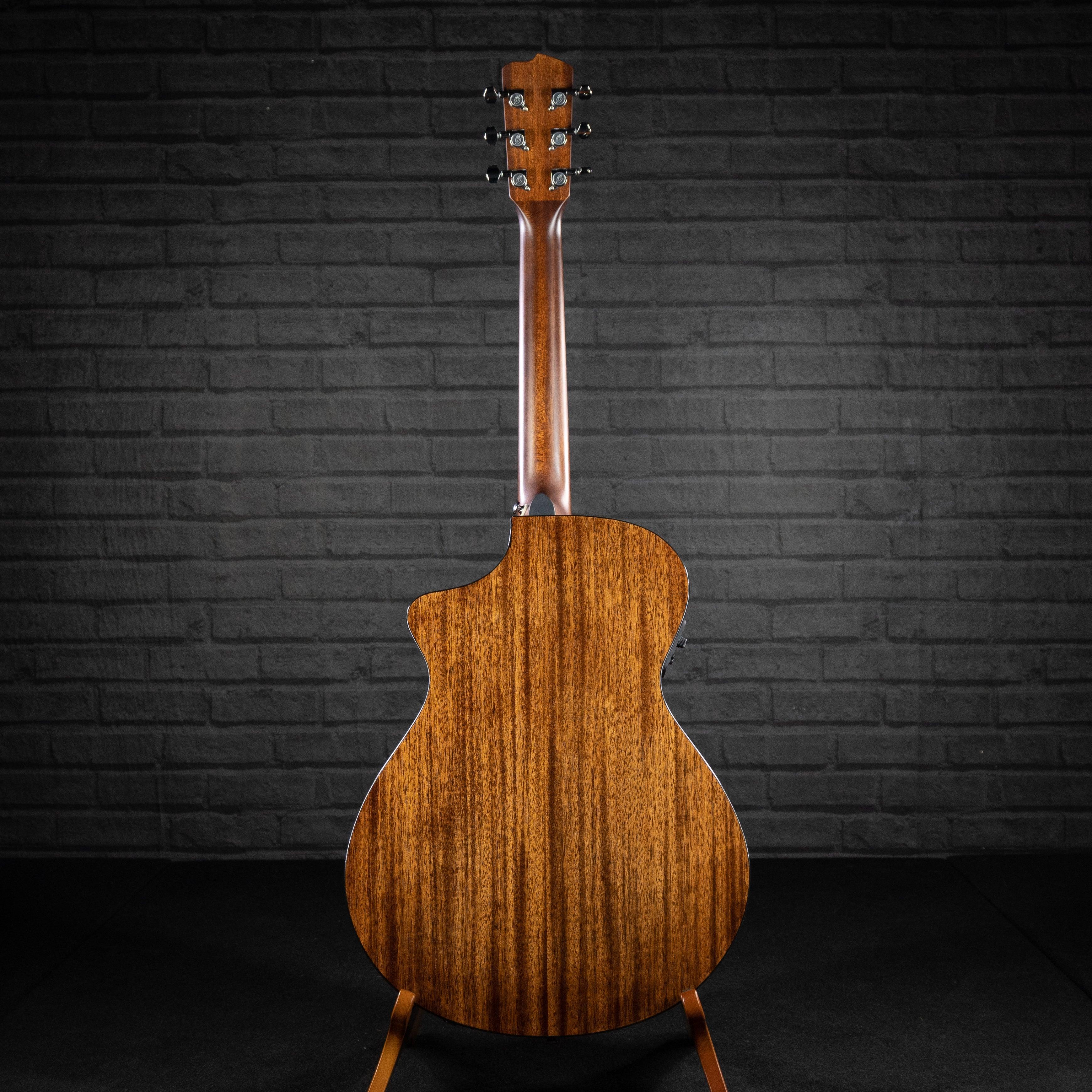 Breedlove Discovery S Concertina Edgeburst CE B-STOCK - Impulse Music Co.