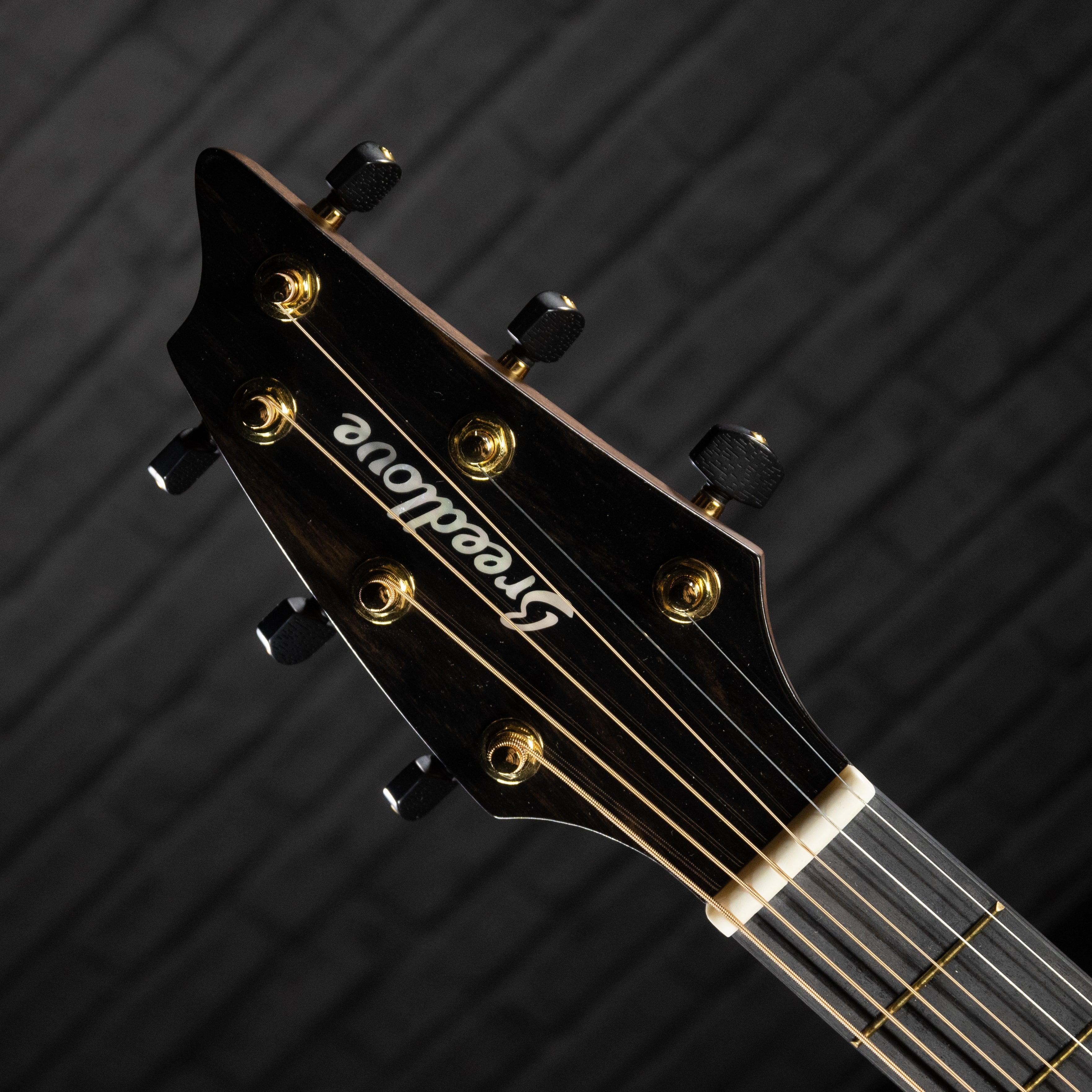 Breedlove Performer Concert Bourbon CE (B-STOCK) - Impulse Music Co.