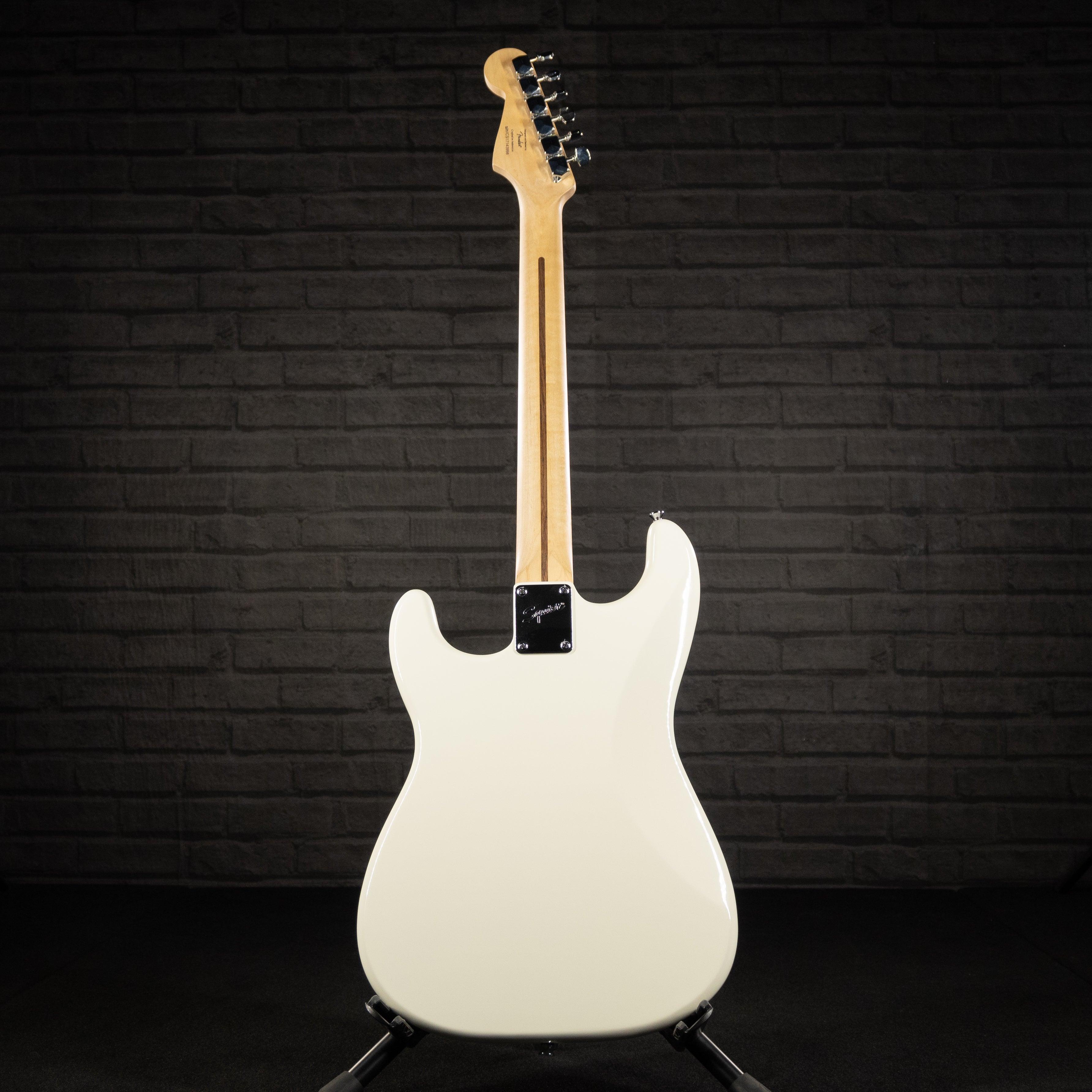 Fender Squier Bullet Stratocaster White - Impulse Music Co.