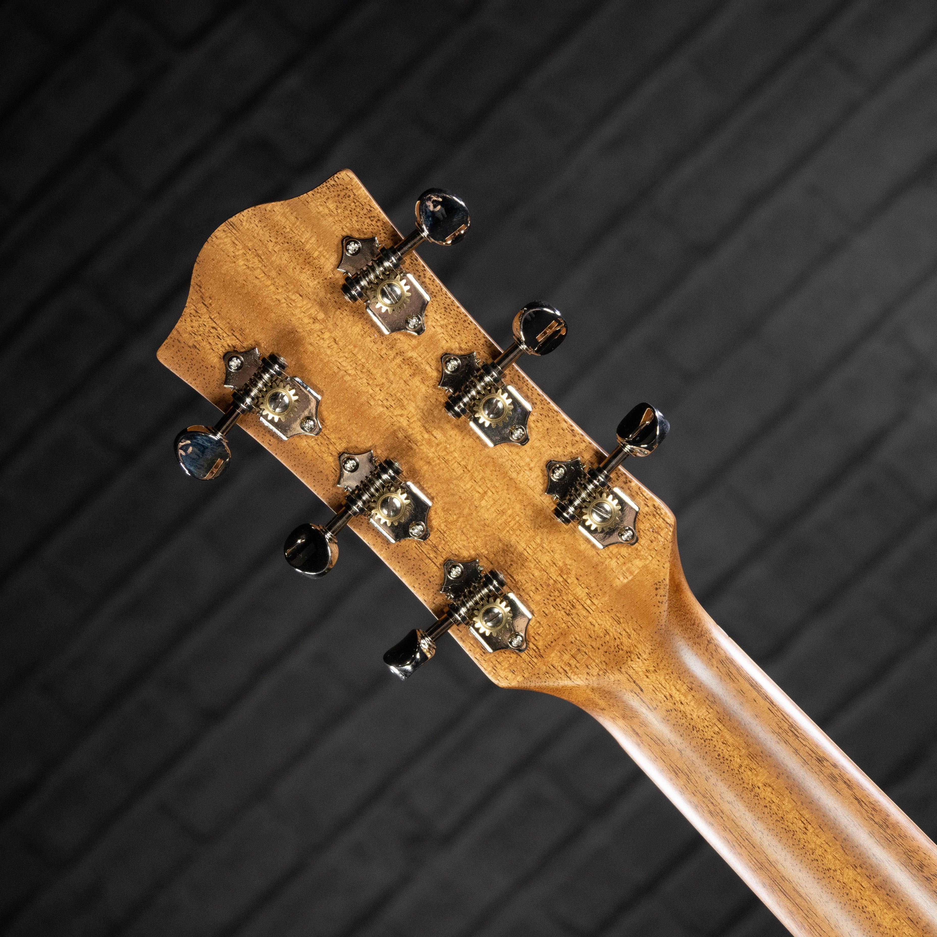 Godin Forum Natural RN GT EQ - Impulse Music Co.