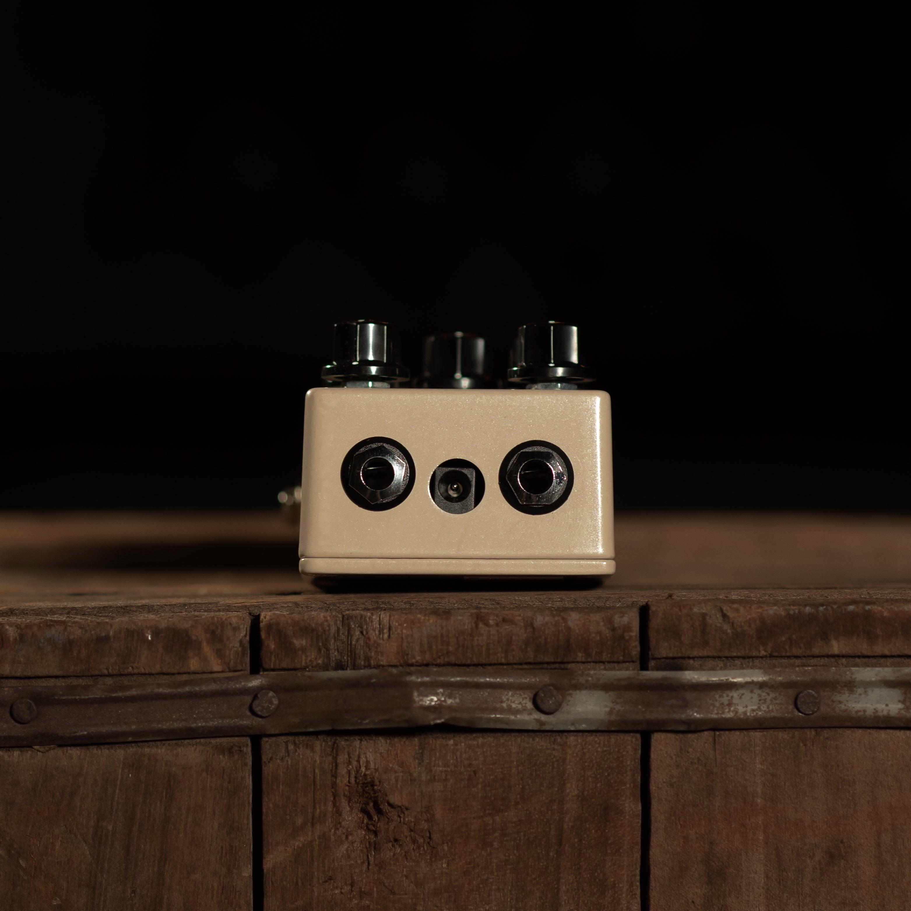 JHS Kodiak Tremolo - Impulse Music Co.