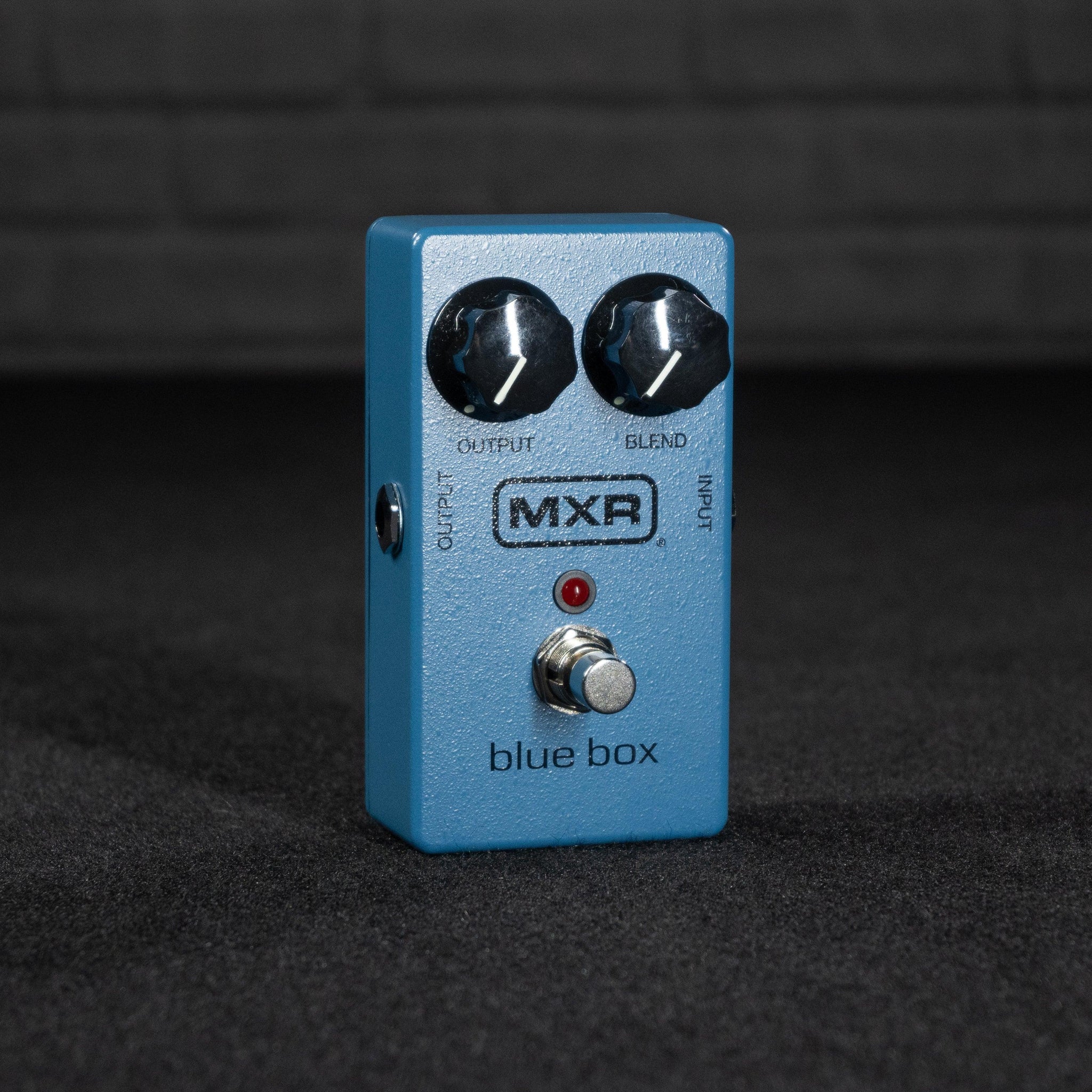 blue box pedal MXR Blue Box Fuzz Pedal