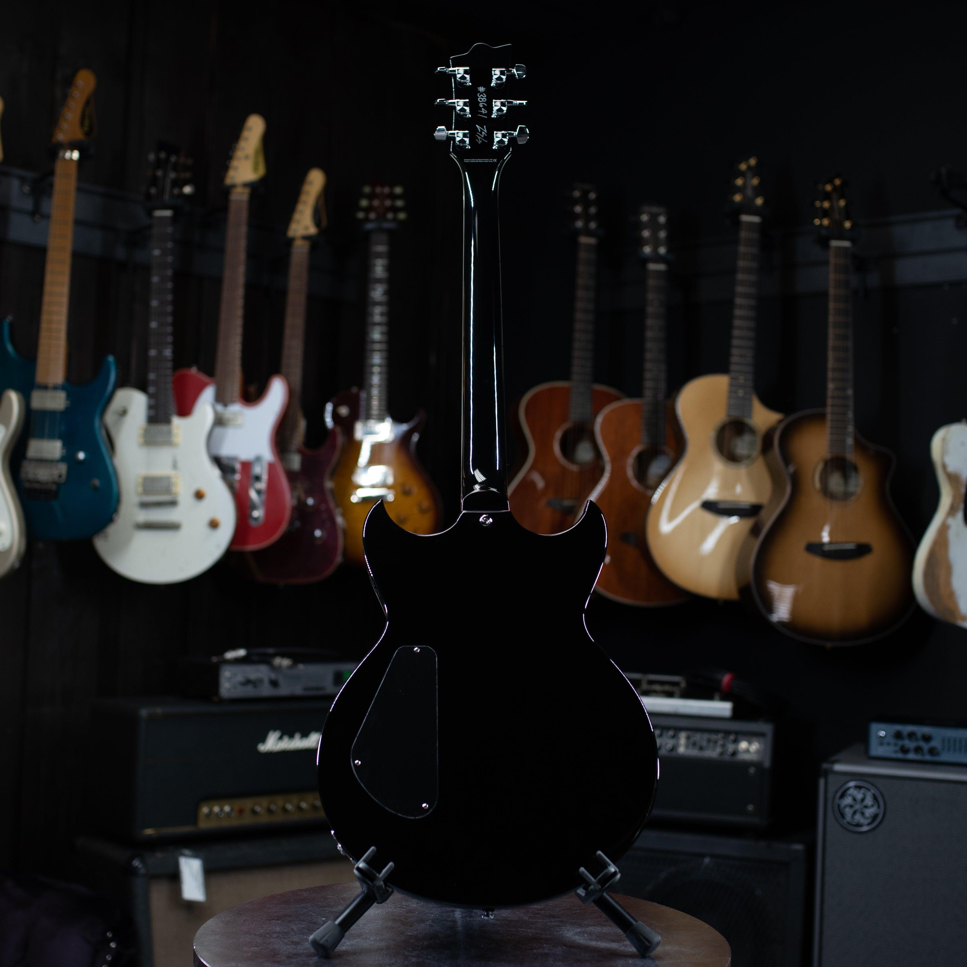 Reverend Manta Ray 390 (Midnight Black) - Impulse Music Co.