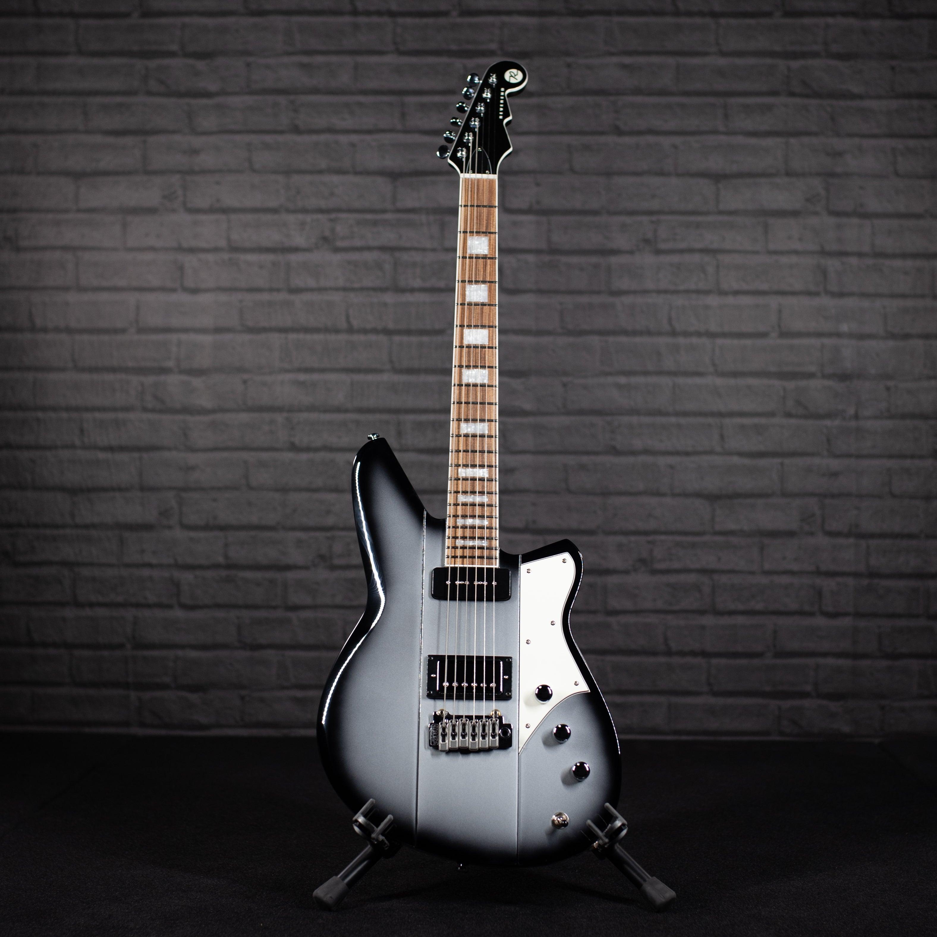 Reverend Warhawk DAW (Silver Burst) - Impulse Music Co.