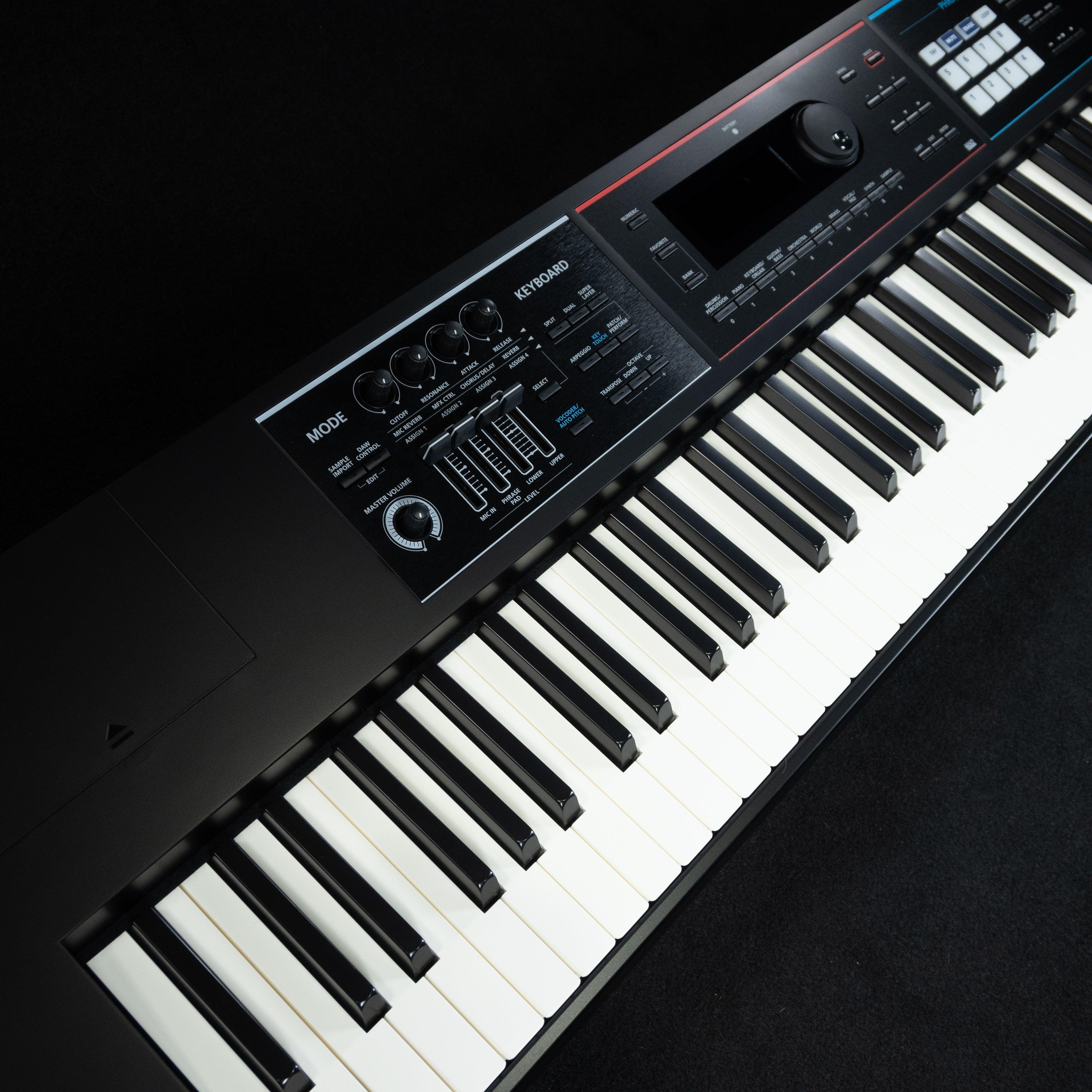 Roland Juno DS61 Synthesizer - Impulse Music Co.