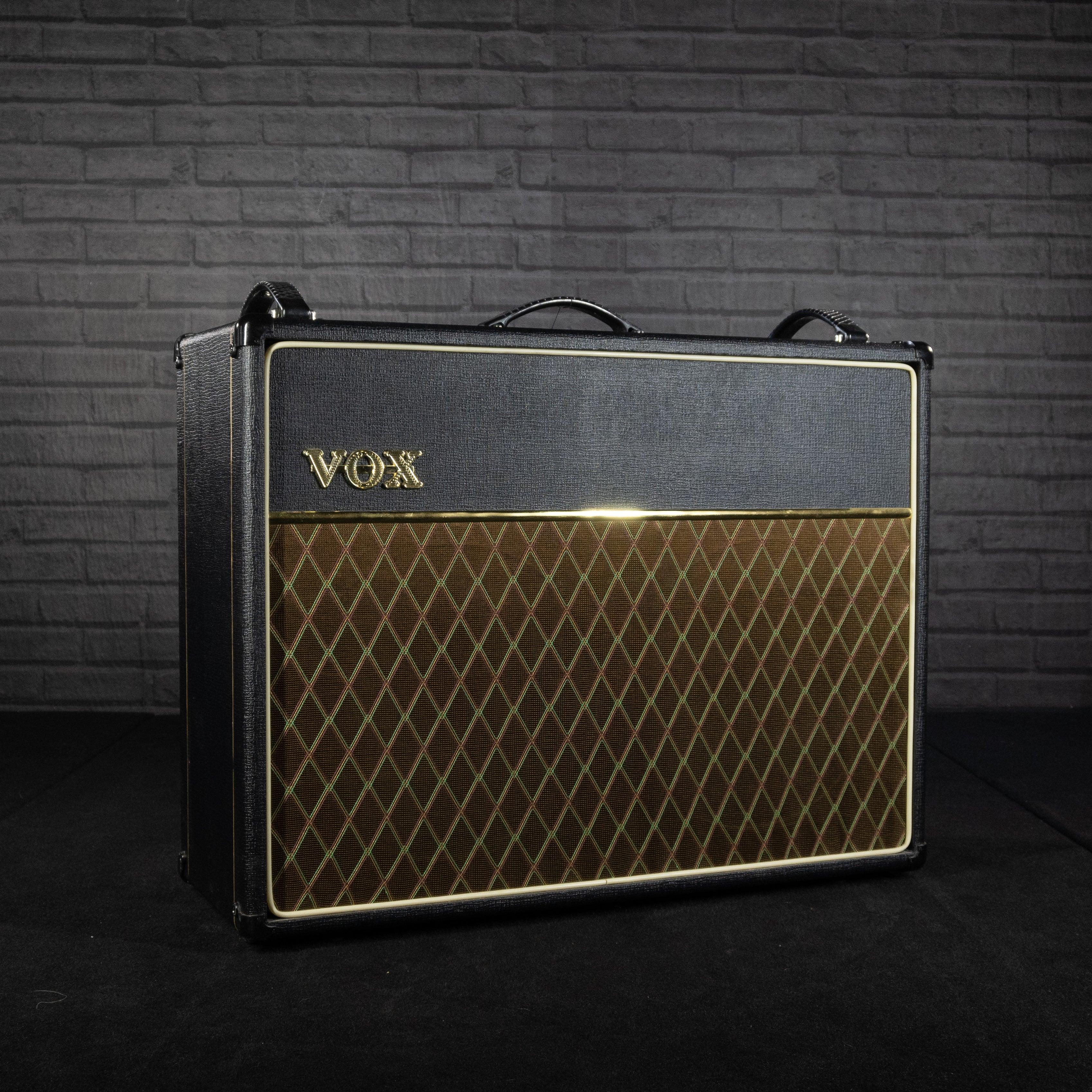 Vox AC30CC2X Custom Classic 2-Channel 30-Watt 2x12" Blue Alnico Guitar Amplifier Combo USED - Impulse Music Co.