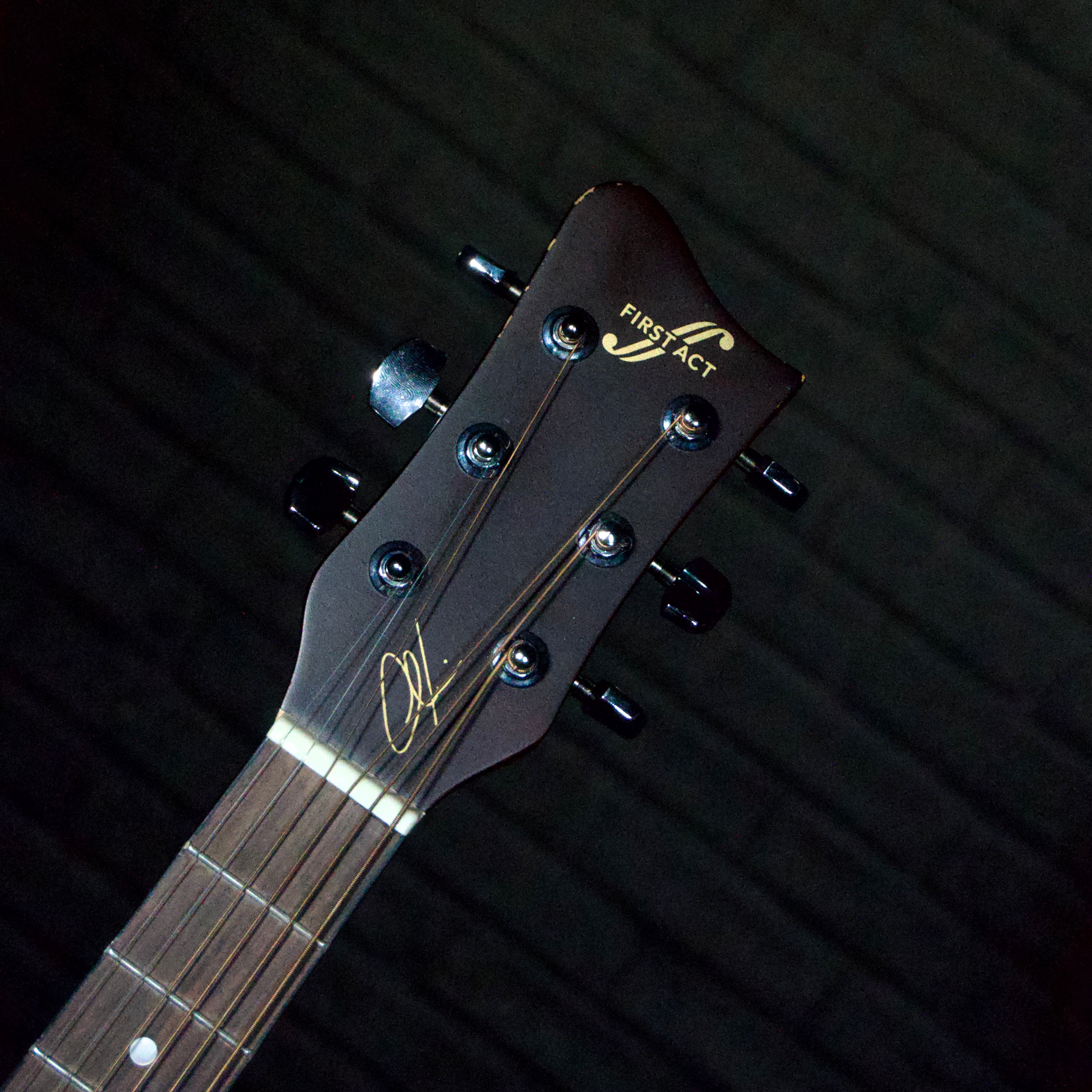 First Act AL363 3/4 Size Acoustic Guitar - Adam Levine Designer Series (Natural) [USED]