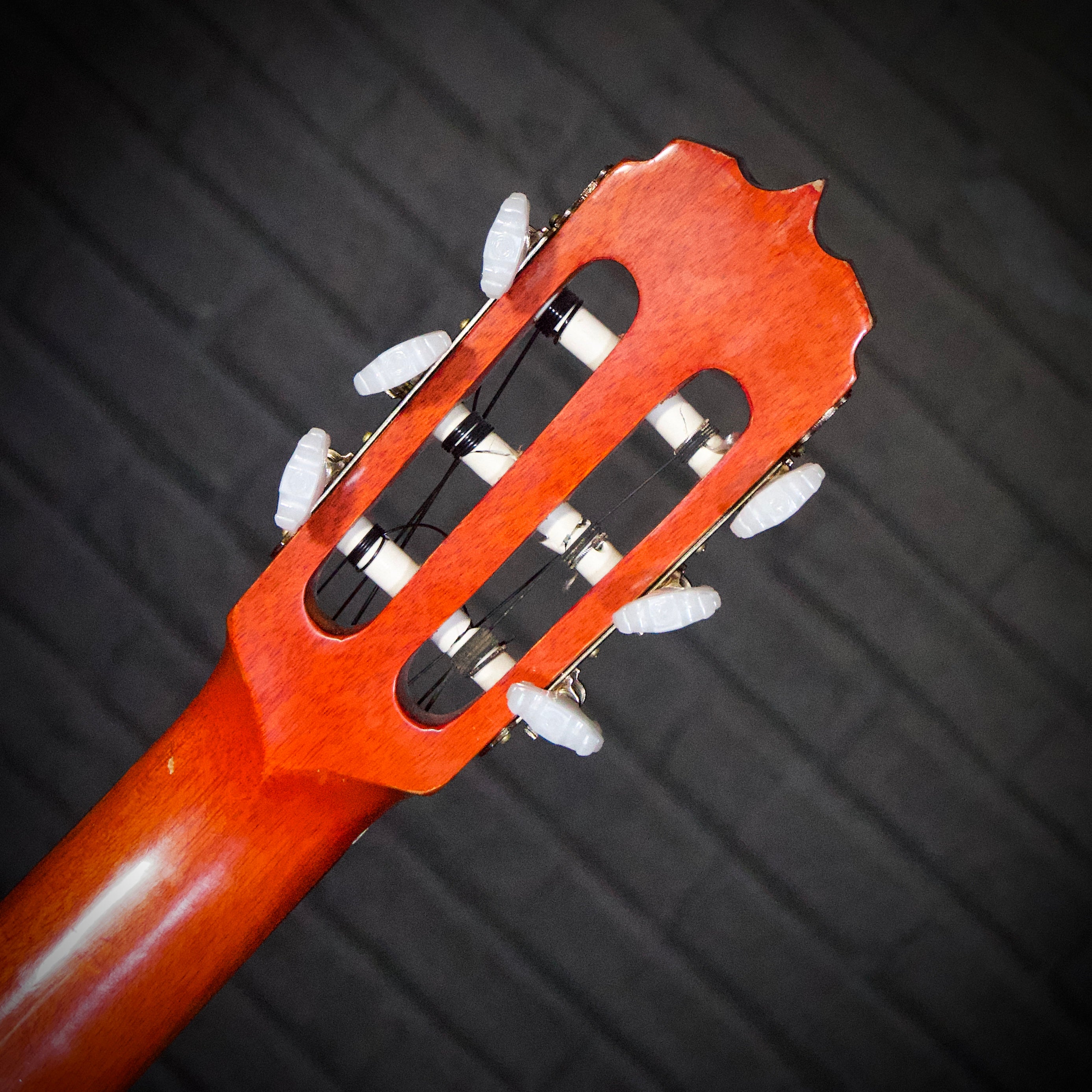 Nameless 'MAI' Classical Guitar w/ Case [USED]