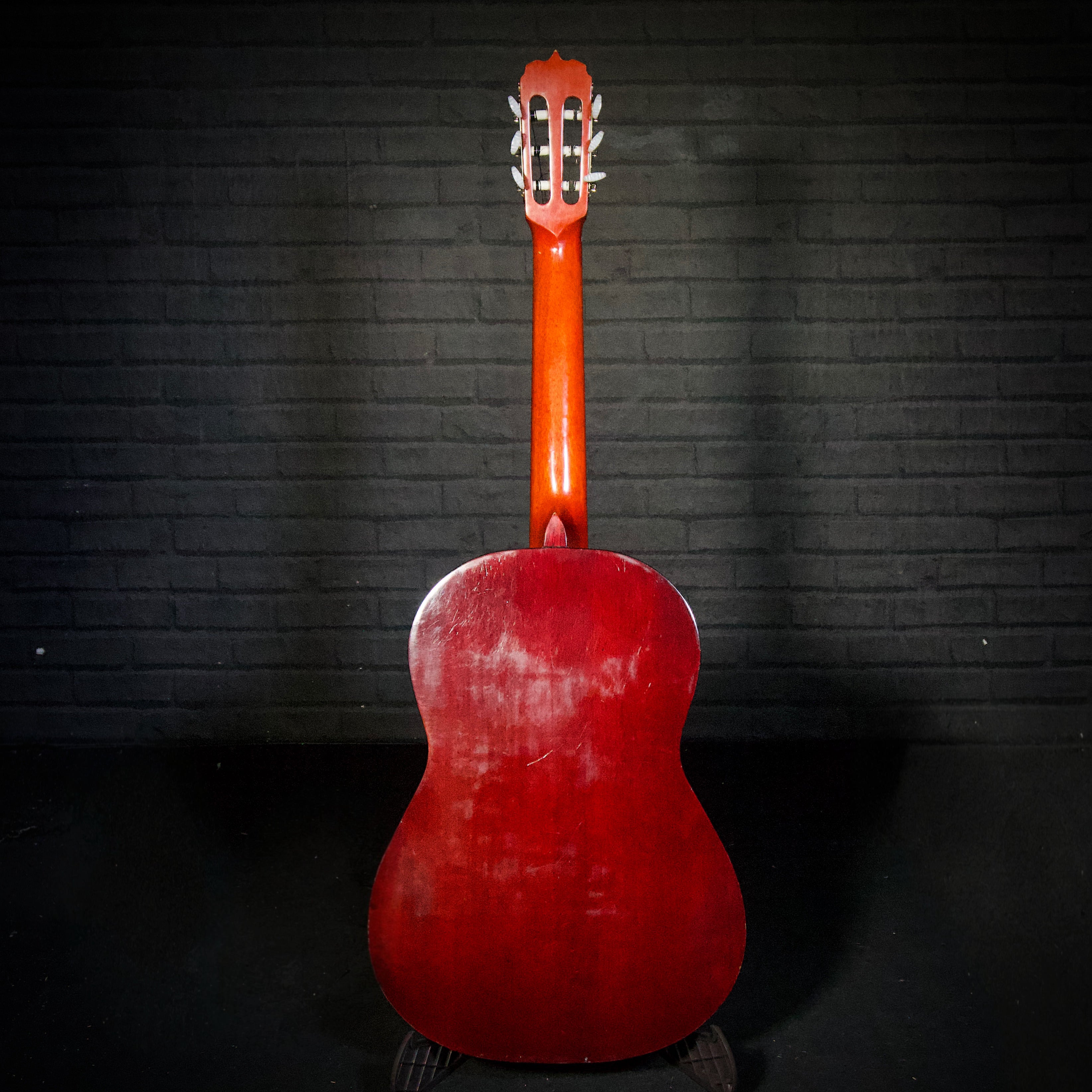 Nameless 'MAI' Classical Guitar w/ Case [USED]