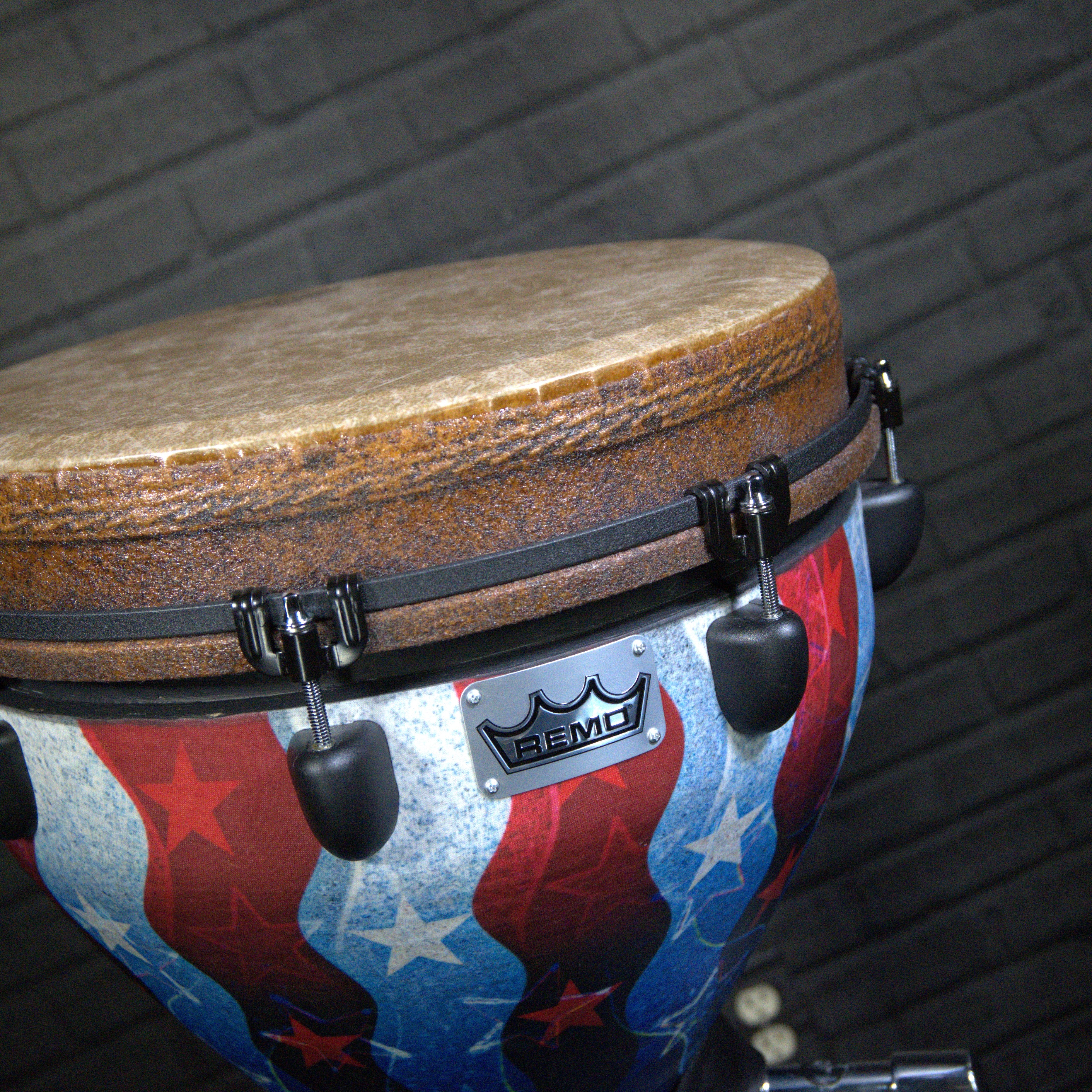 Remo Mondo Key-Tuned Djembé w/ Djembe Bag & Djembe Stand [Pre-Owned]