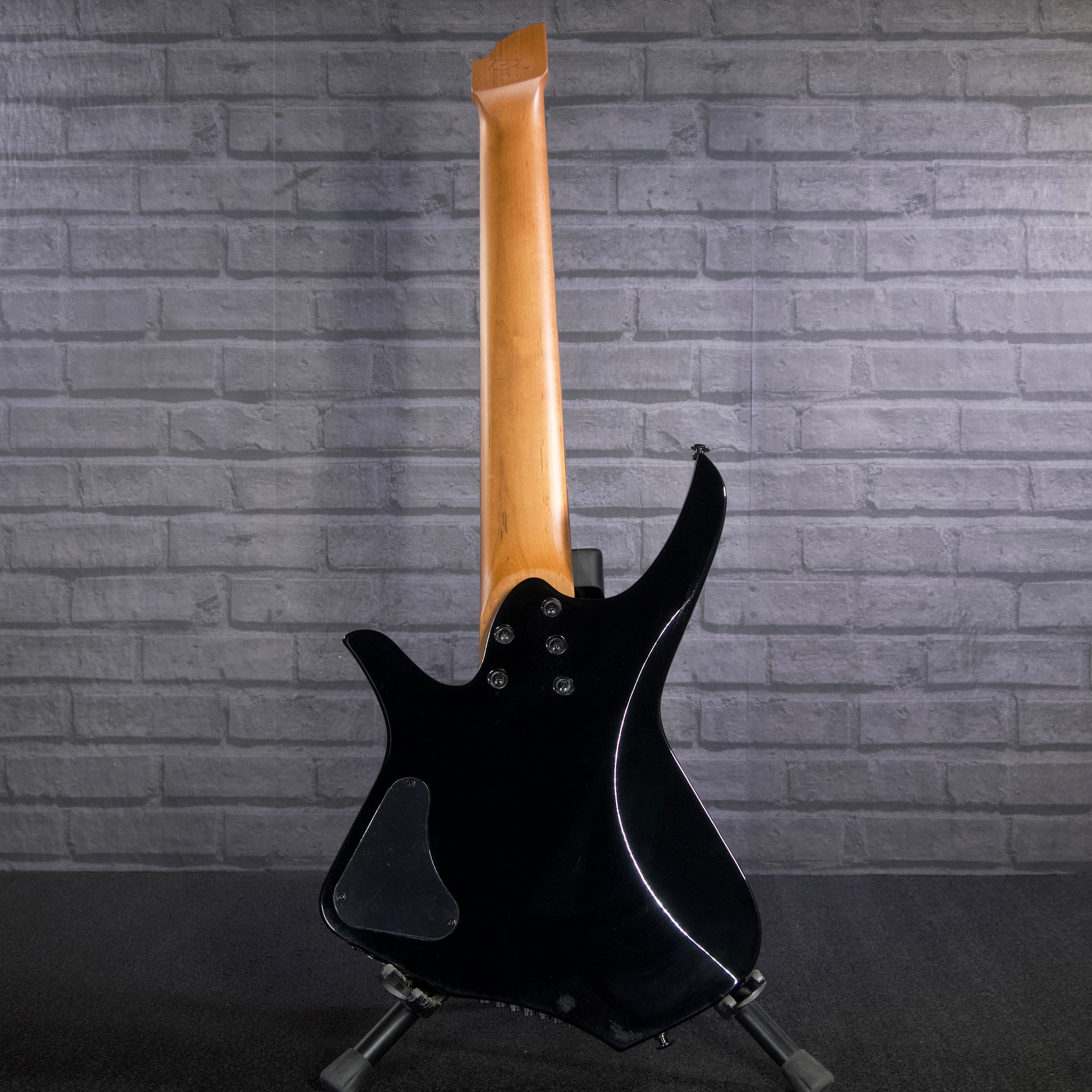 ZERU Guitars Headless 8-String Multiscale Guitar (Terra Burst)