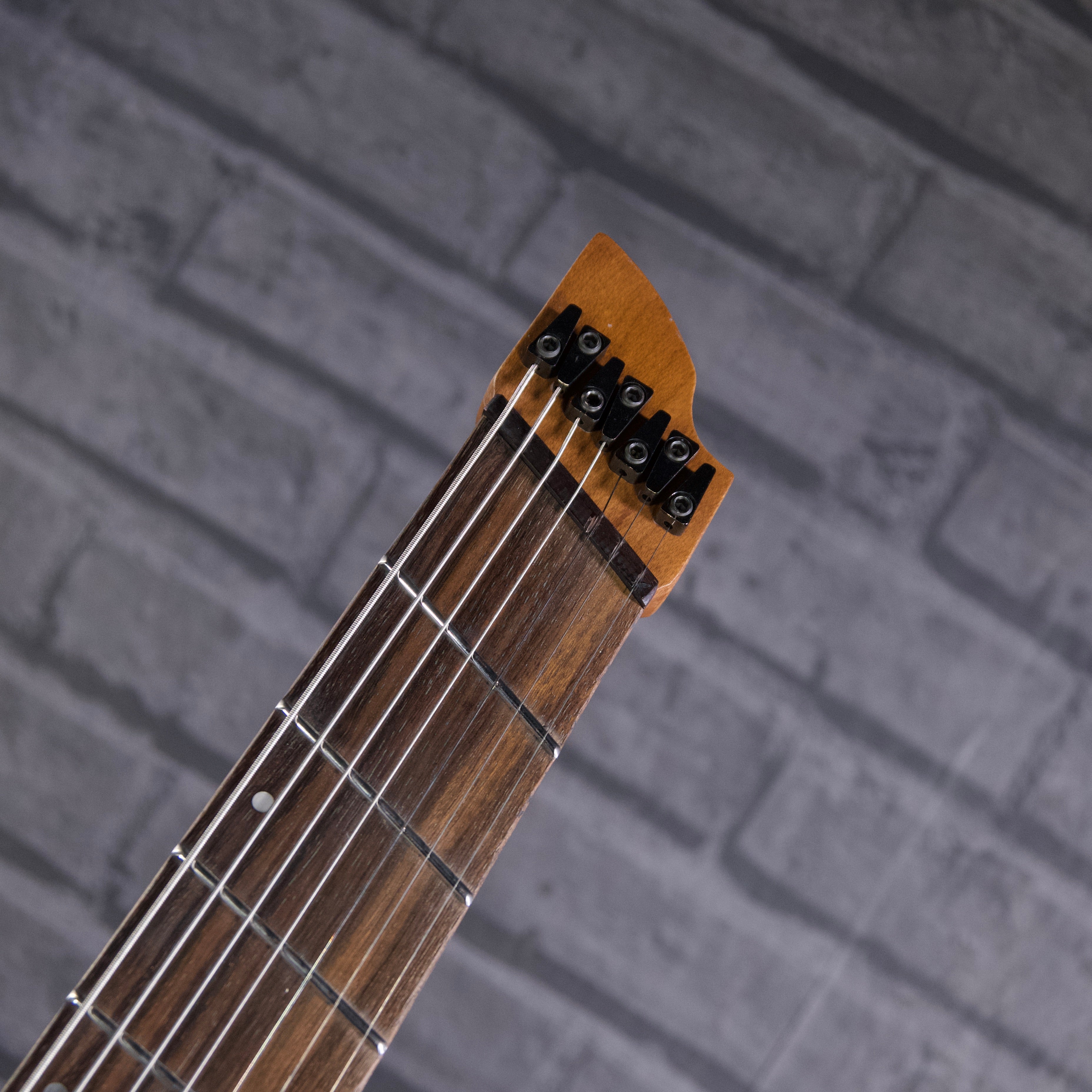 ZERU Guitars Headless 7-String Multiscale Guitar (Terra Burst) B-Stock