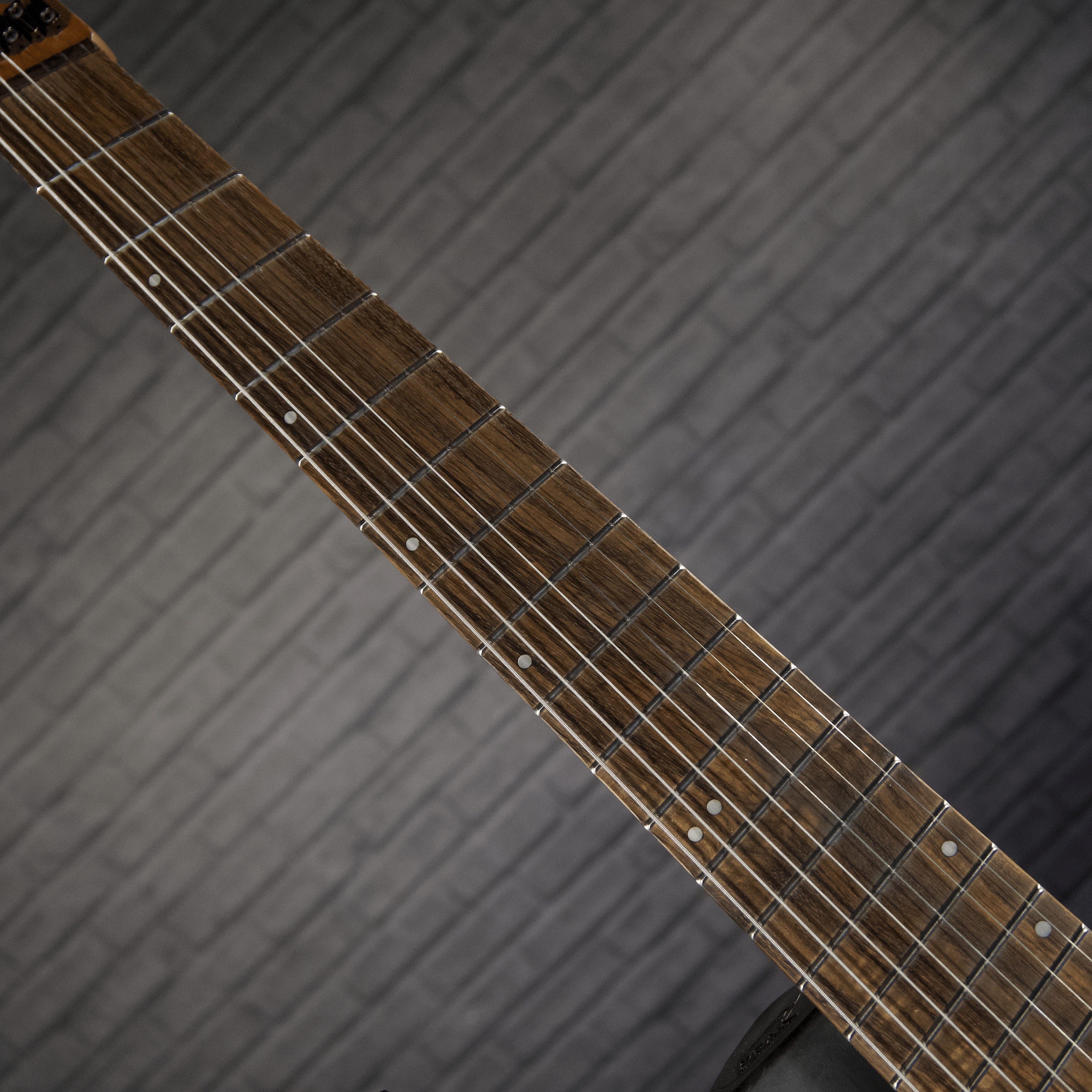 ZERU Guitars Headless 7-String Multiscale Guitar (Terra Burst)