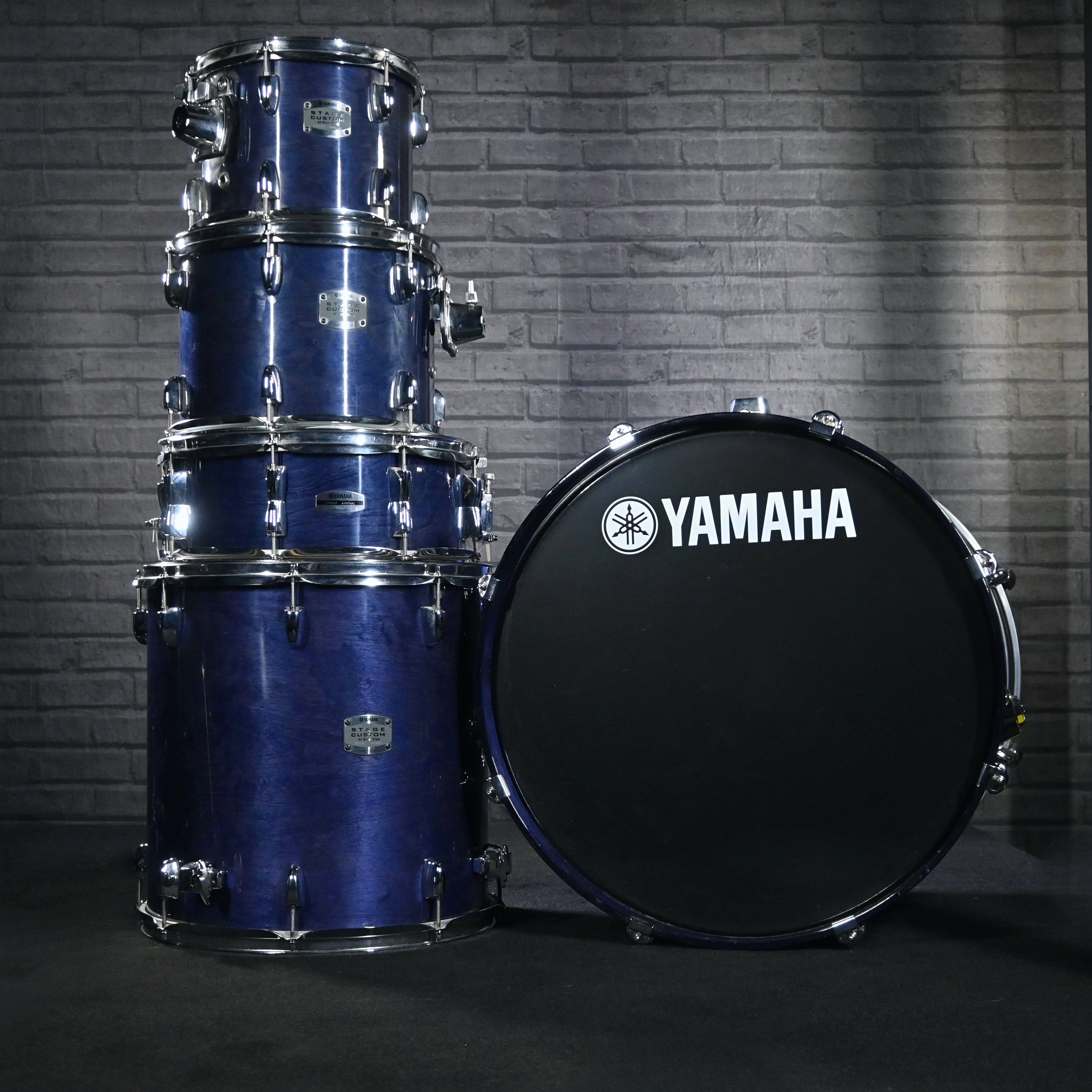 Yamaha Stage Custom 5 Piece Kit w/ Hardware, Cymbals & Cases USED (Midnight Blue)