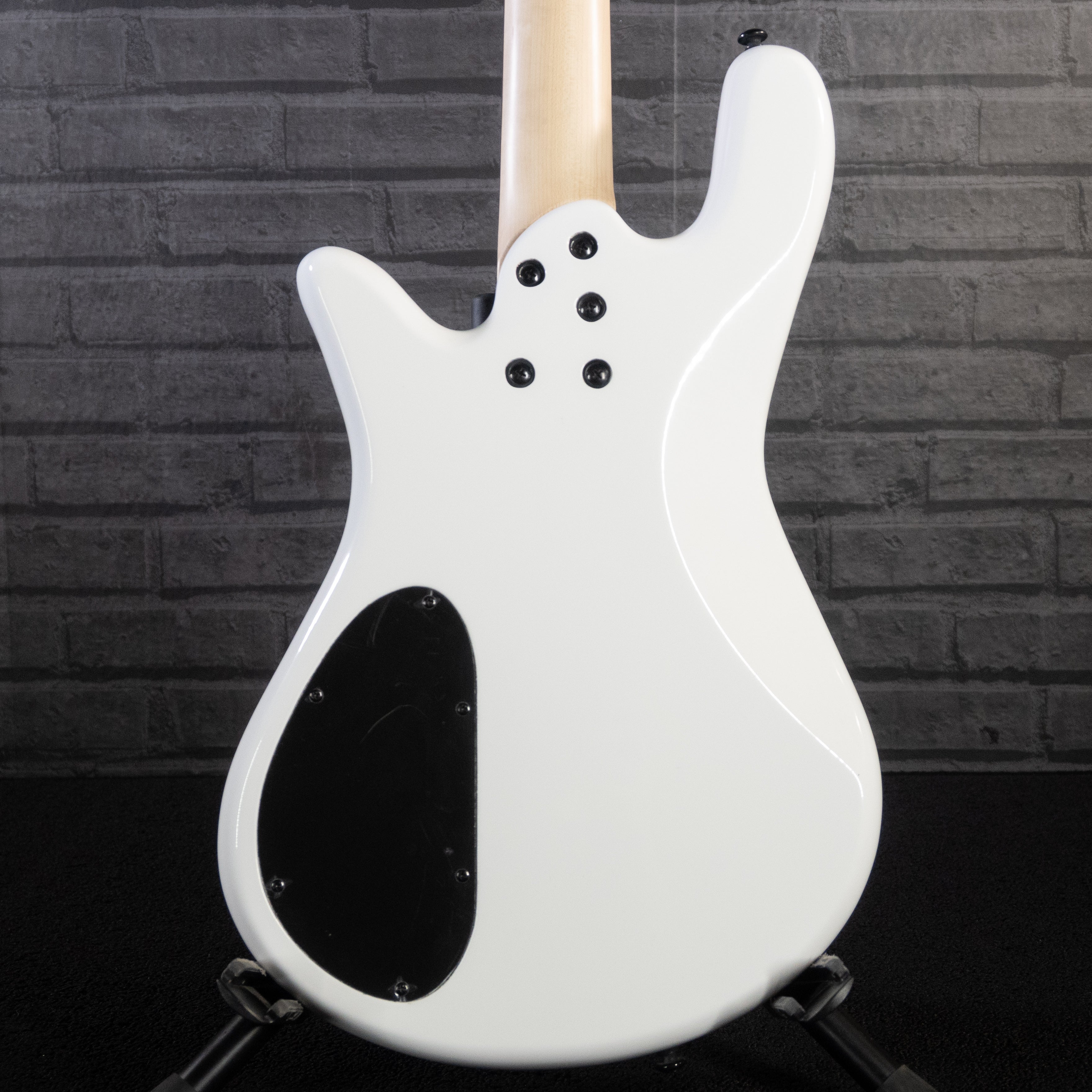 Spector Performer 4 Bass Guitar (Solid White)