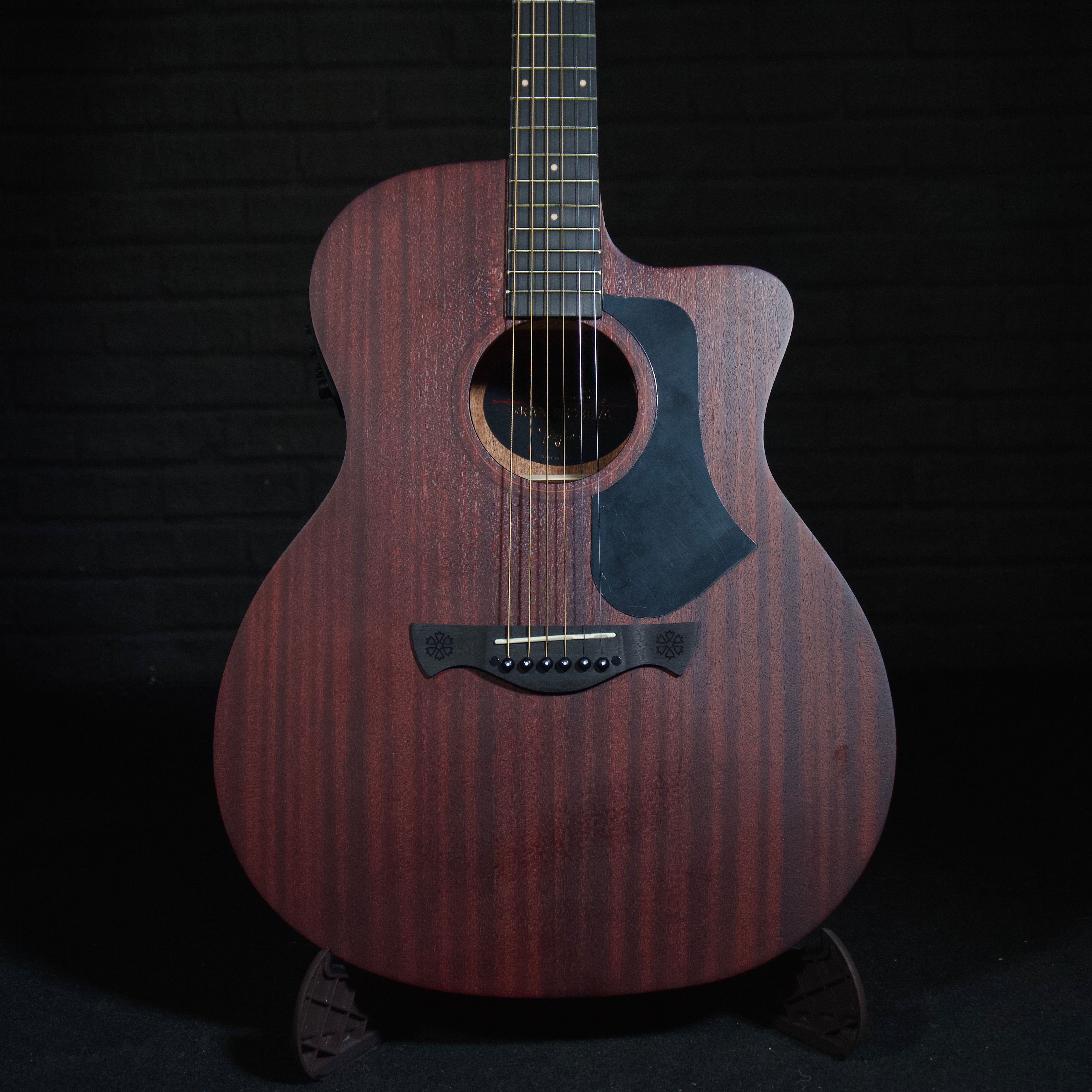 Tagima Dallas Gran Reserva Dreadnought Acoustic/Electric Guitar