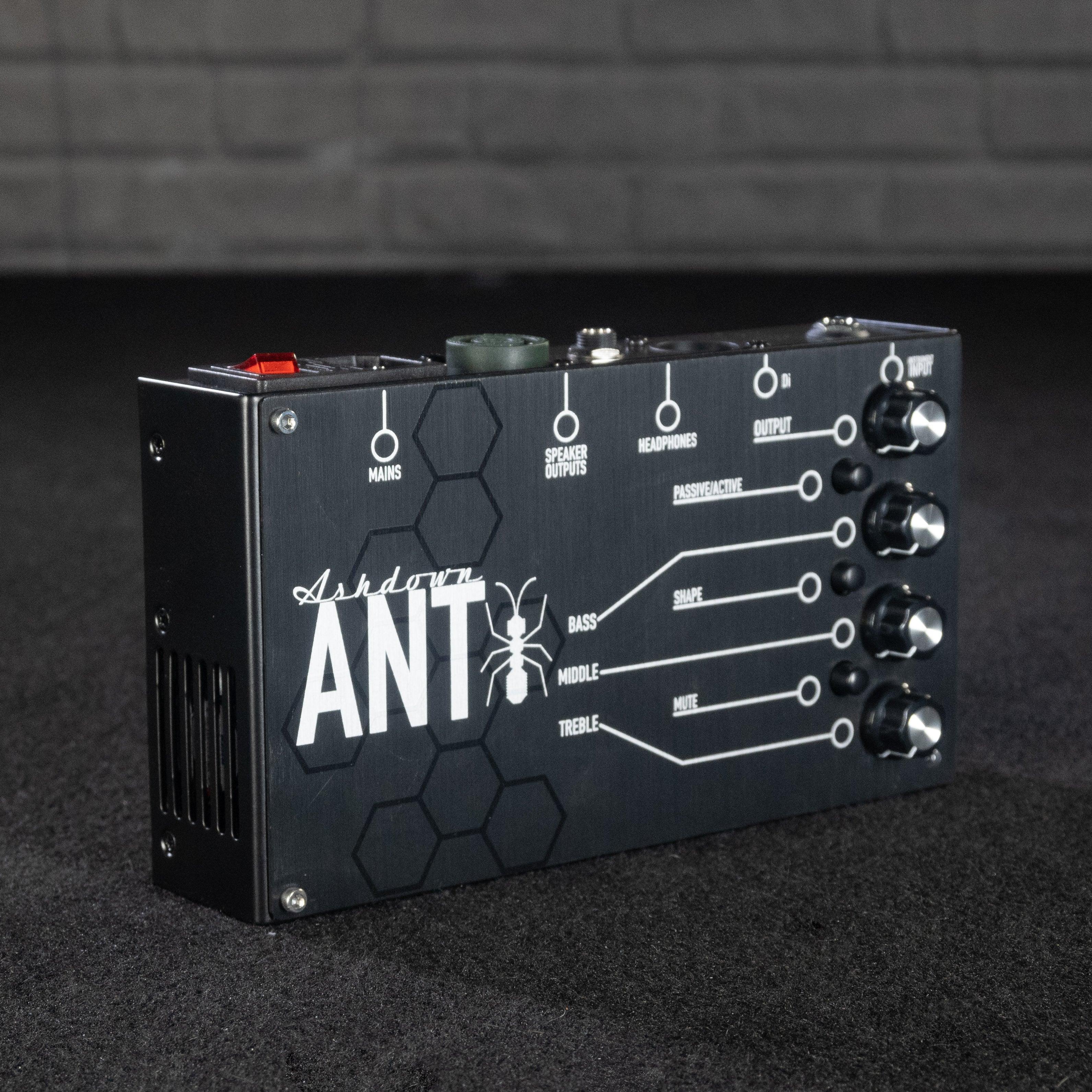 Ashdown Engineering The Ant Pedalboard Bass-Amp - Impulse Music Co.