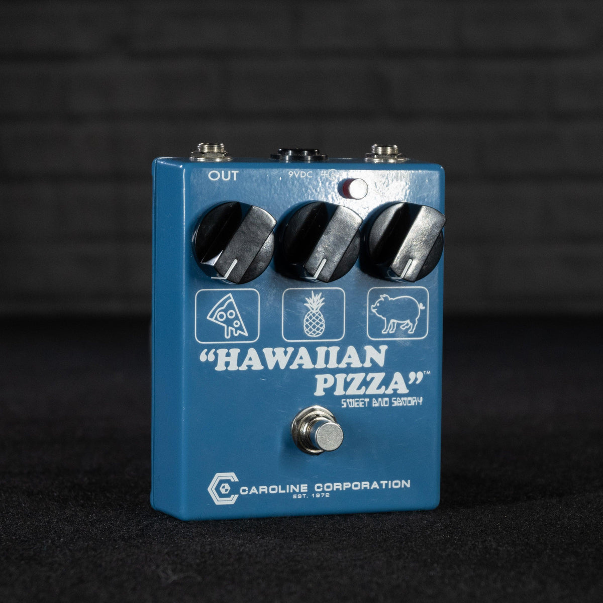 hawaiian pizza pedal Caroline Guitar Company Hawaiian Pizza Fuzz Guitar Pedal (Reverse Colo