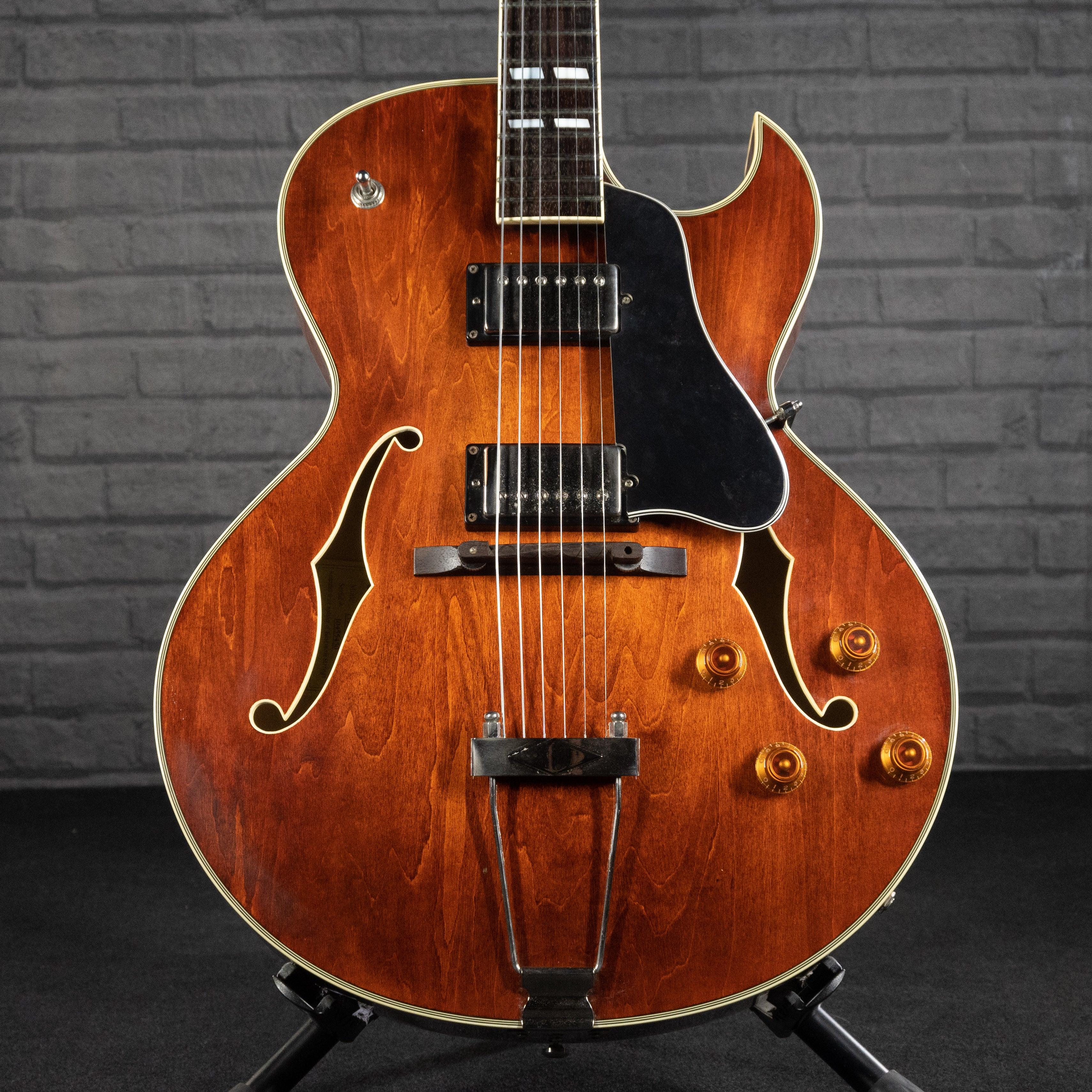 Eastman AR372CE Hollowbody Archtop Electric Guitar (Natural Finish) USED - Impulse Music Co.