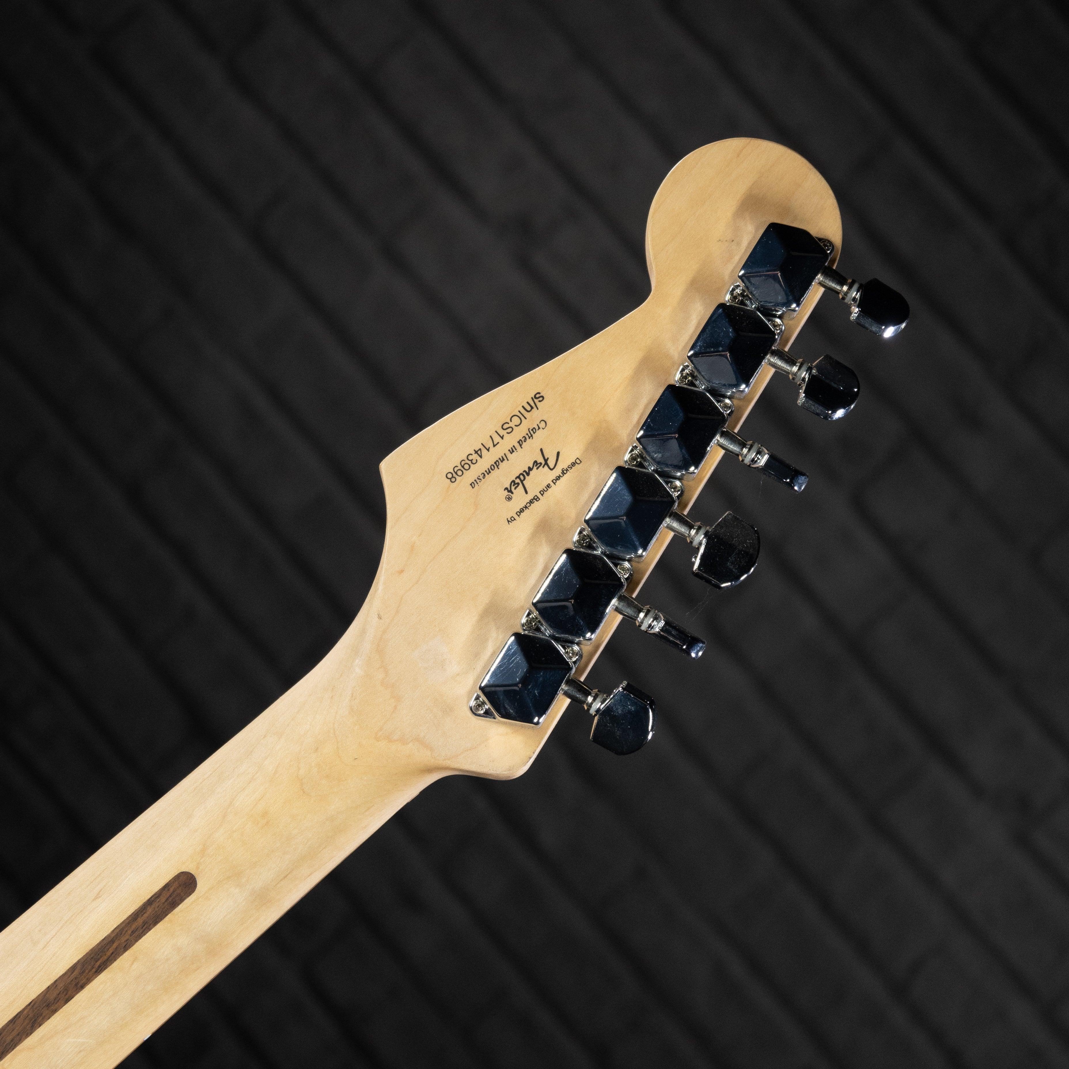 Fender Squier Bullet Stratocaster White - Impulse Music Co.